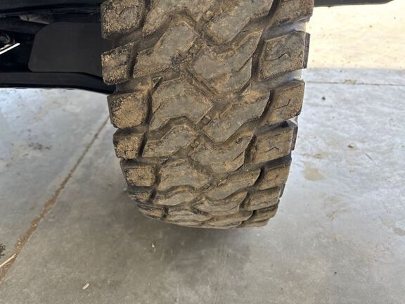 2024 John Deere XUV865M ATV
