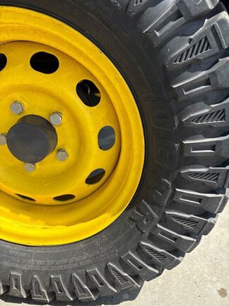 2024 John Deere XUV865M ATV
