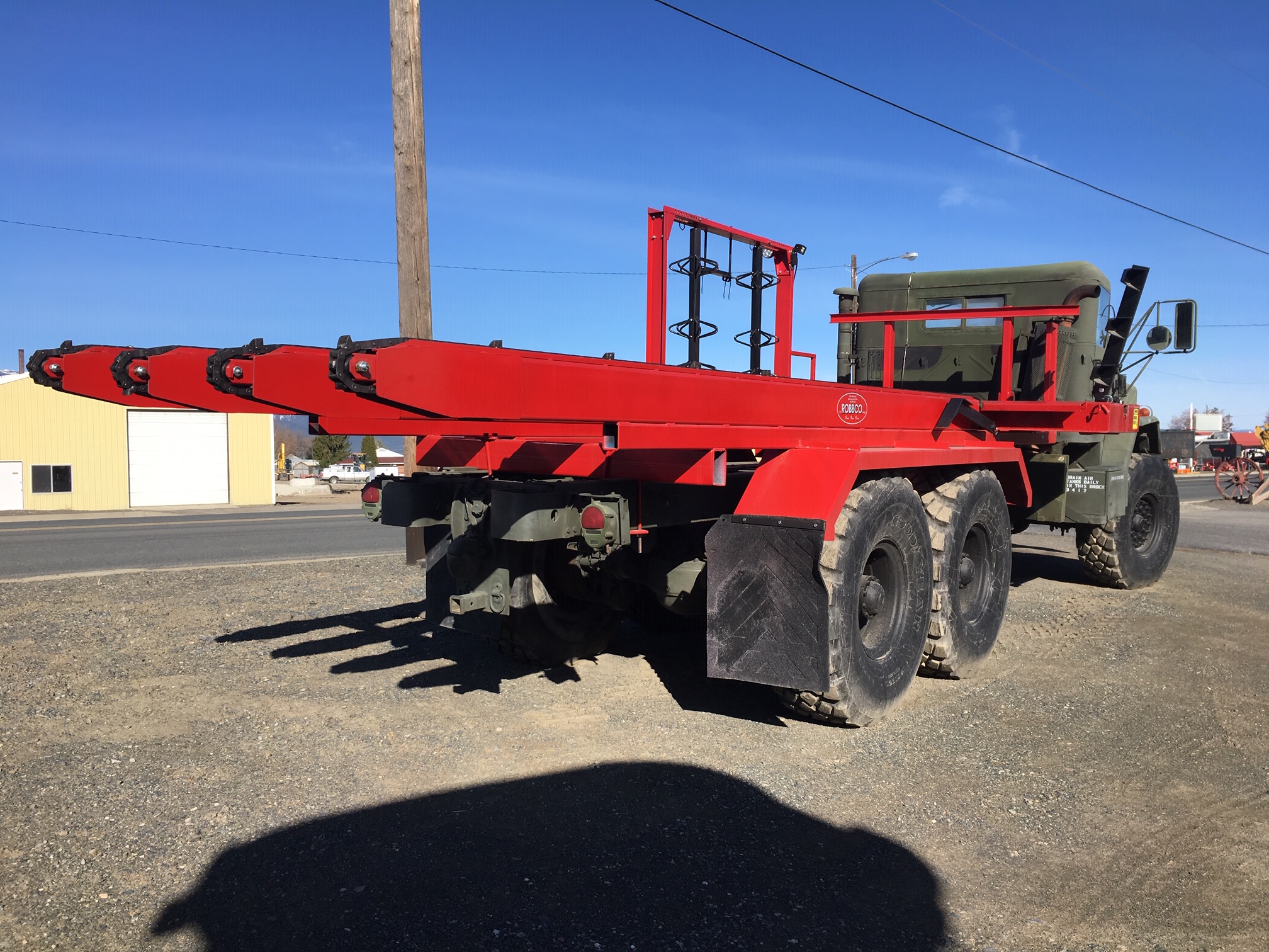 Robbco ARMY TRUCK FFF Bale Feeder