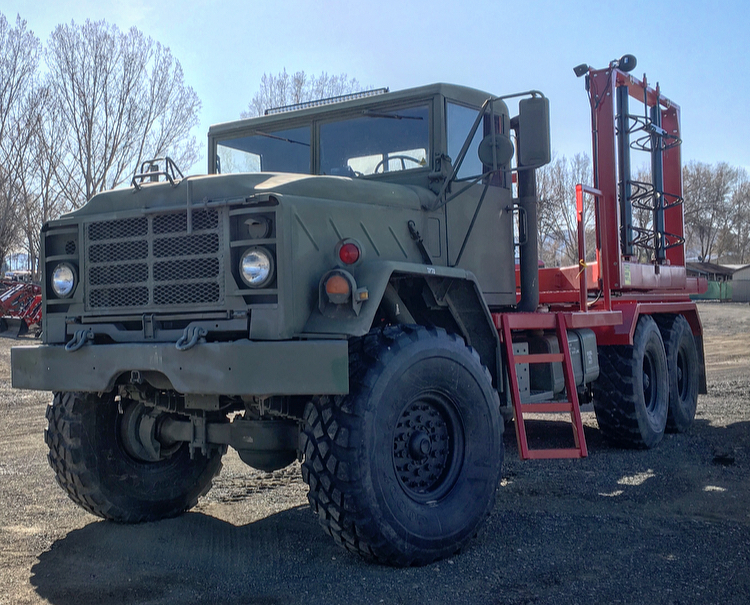 Robbco ARMY TRUCK FFF Bale Feeder