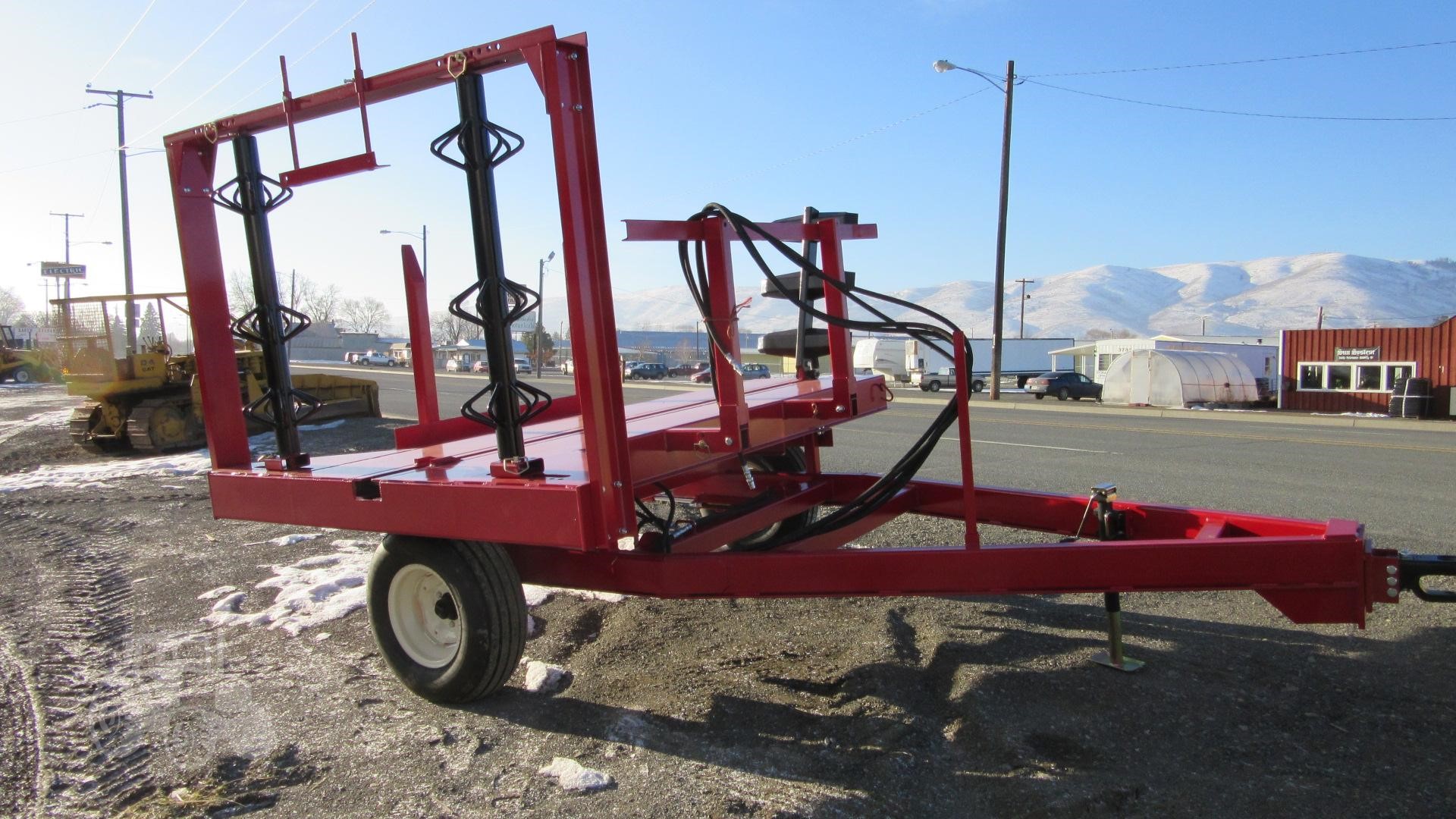 Robbco SIDE FEEDER - PULL TYPE FFF Bale Feeder