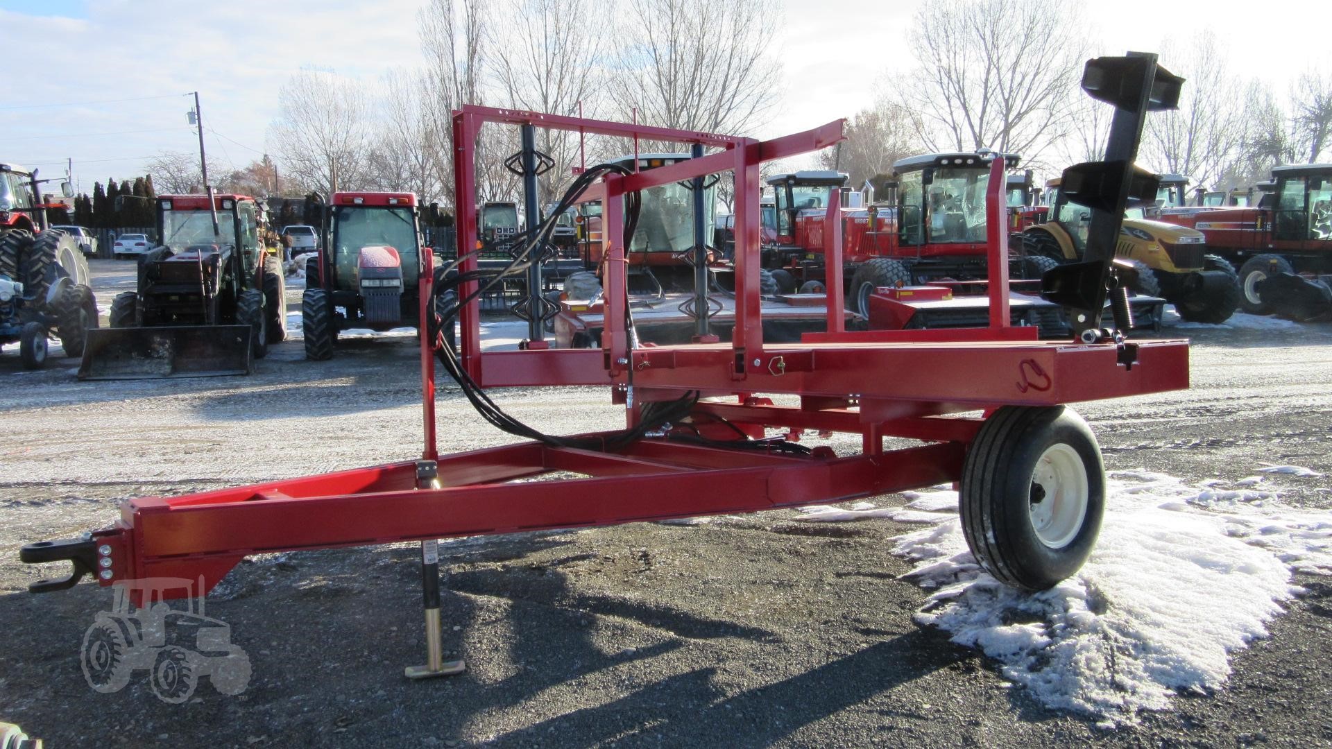 Robbco SIDE FEEDER - PULL TYPE FFF Bale Feeder