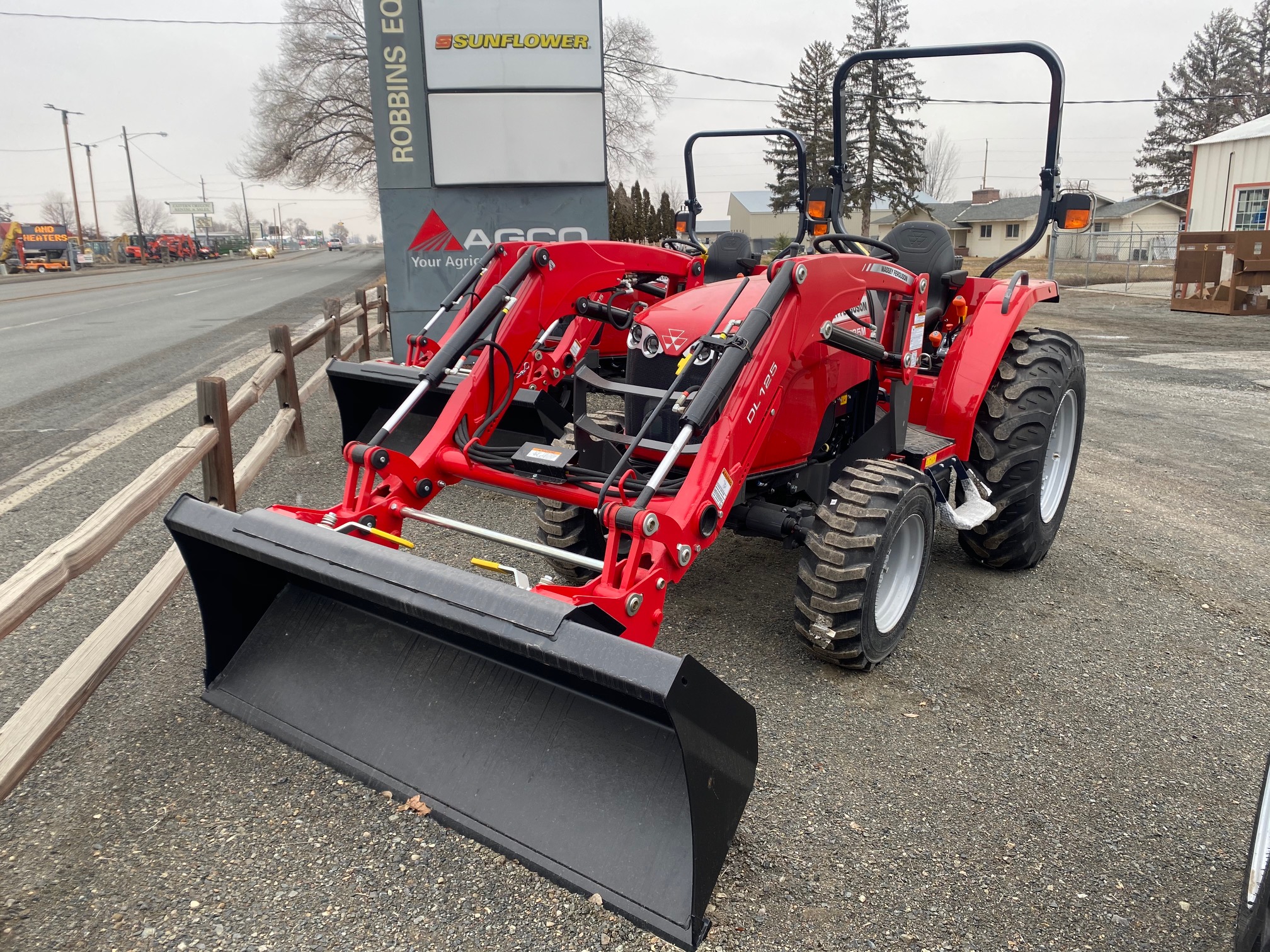 2019 Massey Ferguson 1735M Tractor for sale in Baker City, OR | IronSearch