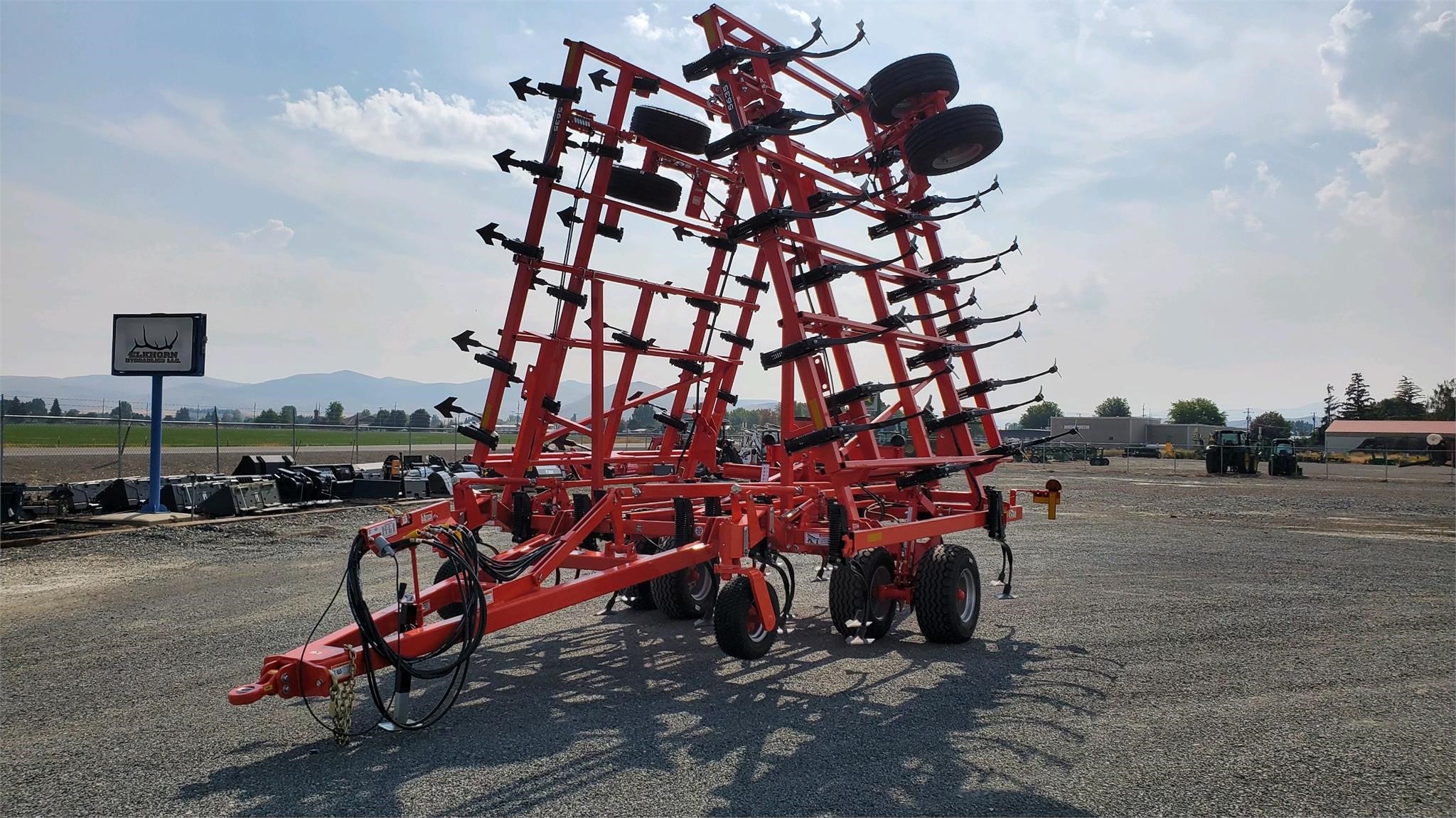 2022 Kuhn 5635-36 Field Cultivator