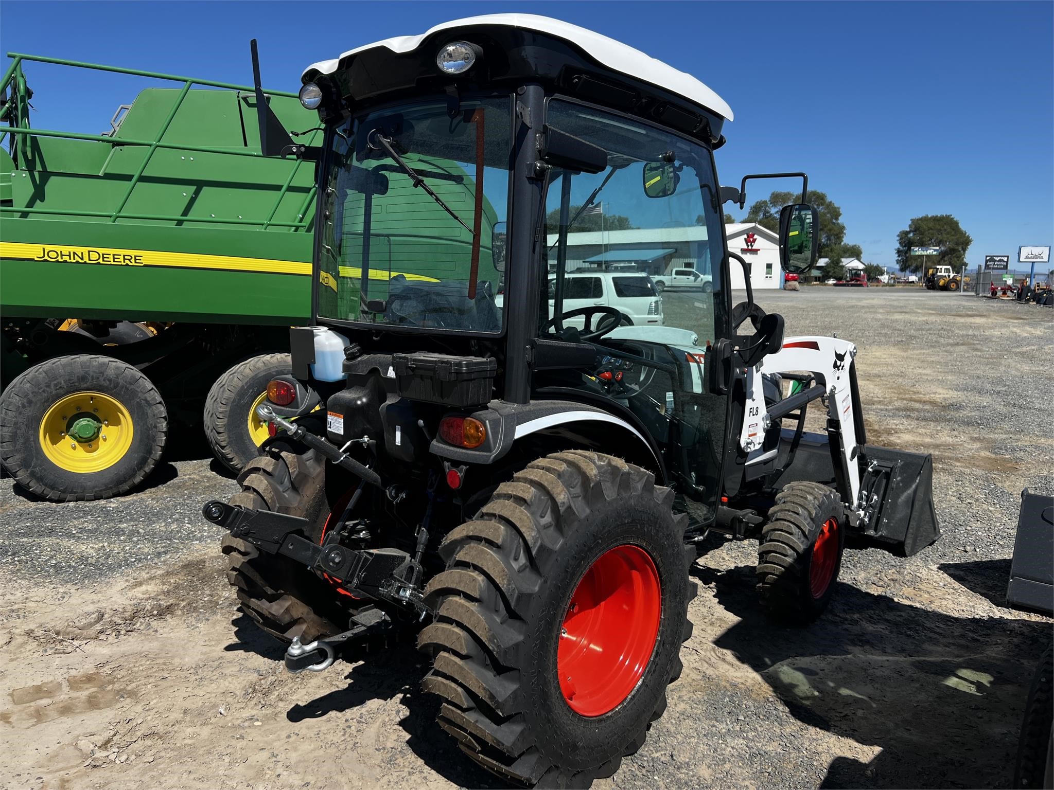 2023 Bobcat CT2535 Tractor