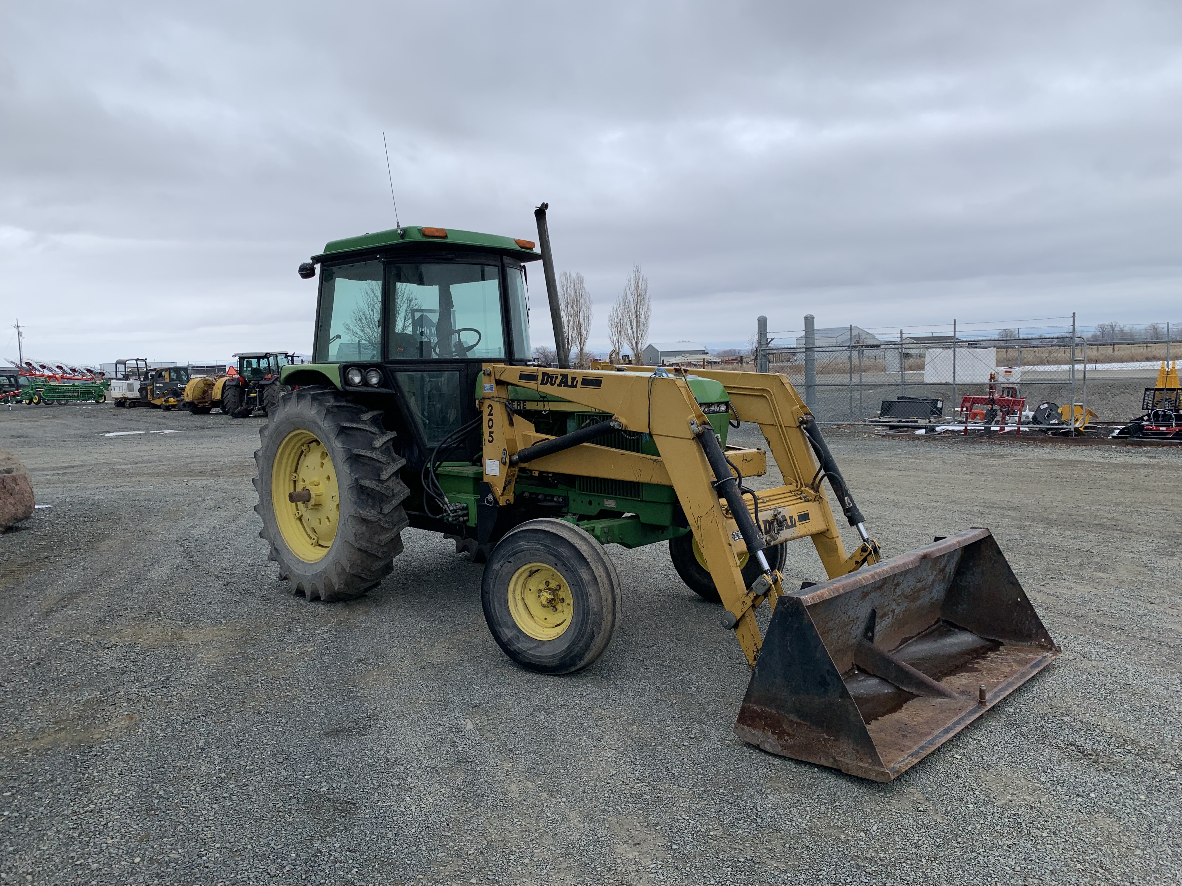 John Deere 2950 Tractor