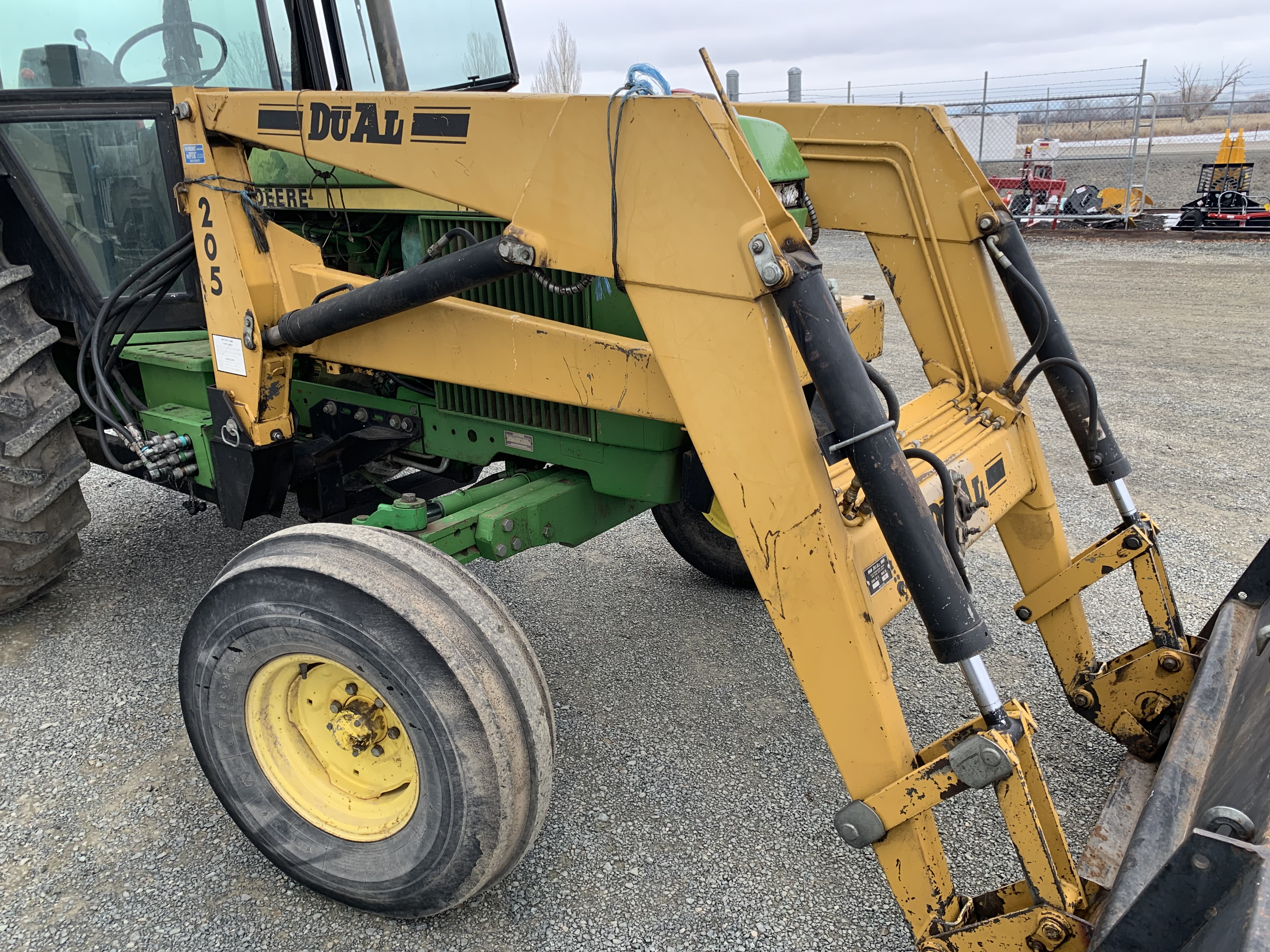 John Deere 2950 Tractor