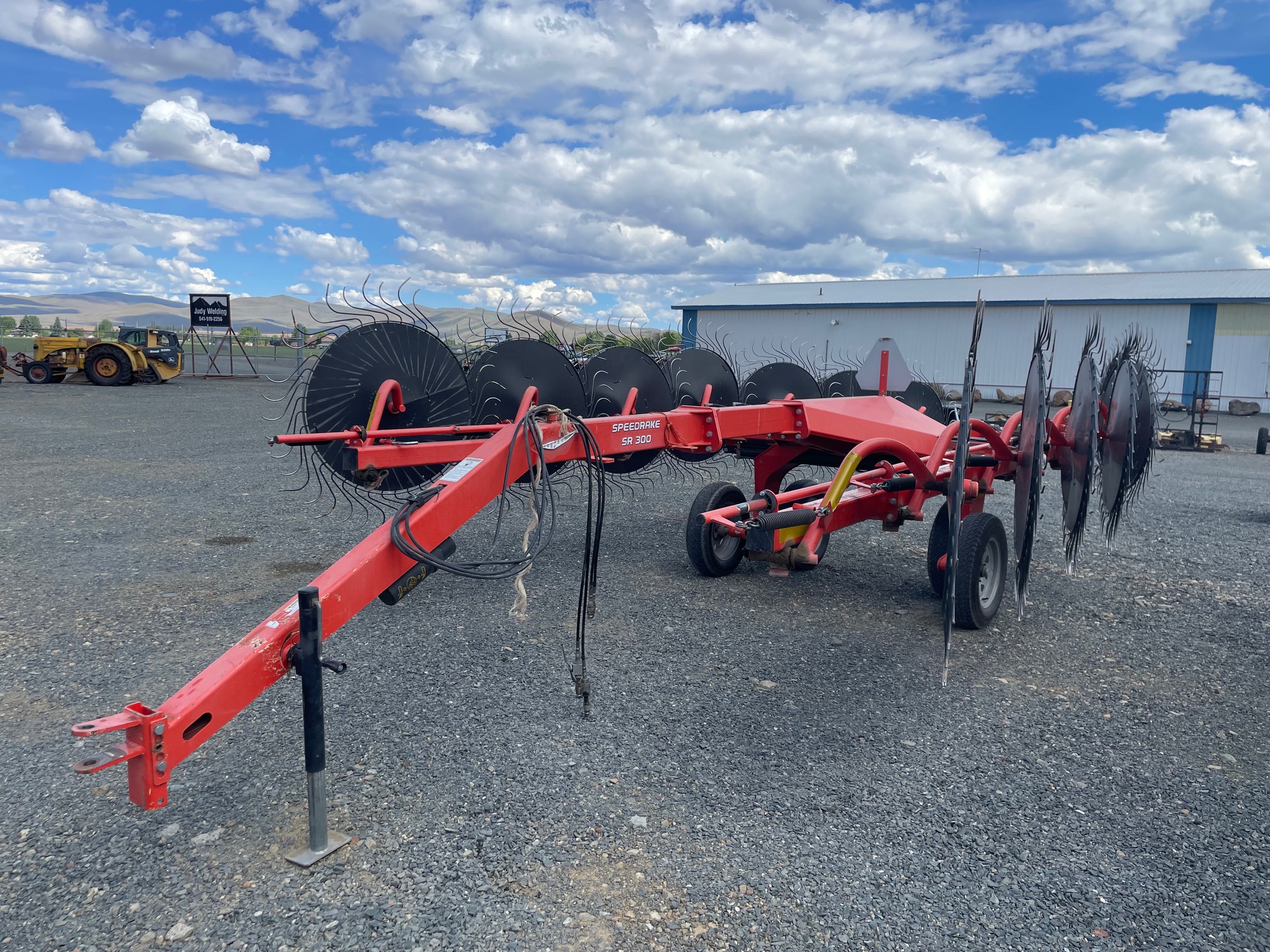 Kuhn SR314 Rake