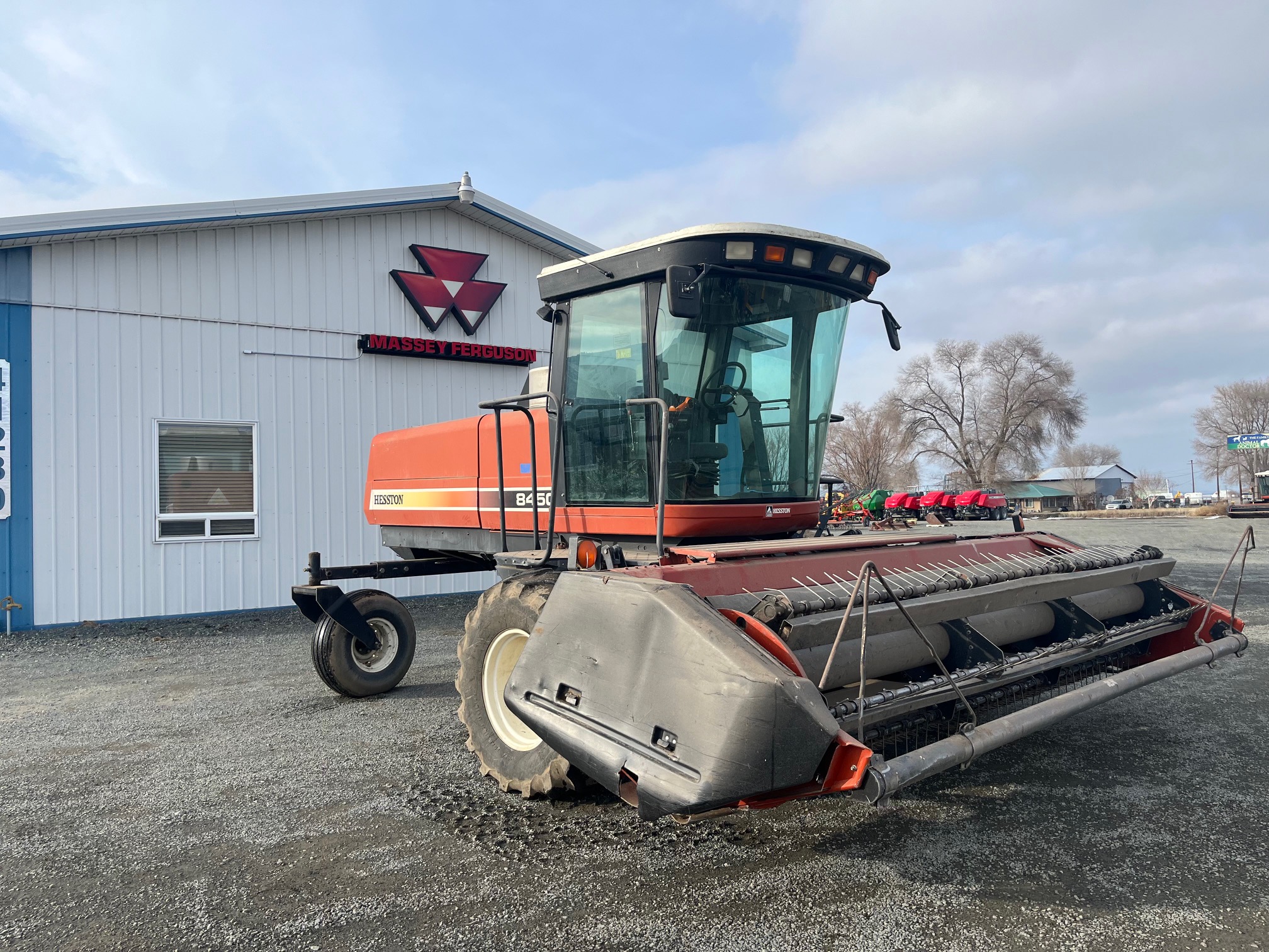 1998 Hesston 8450 Swather