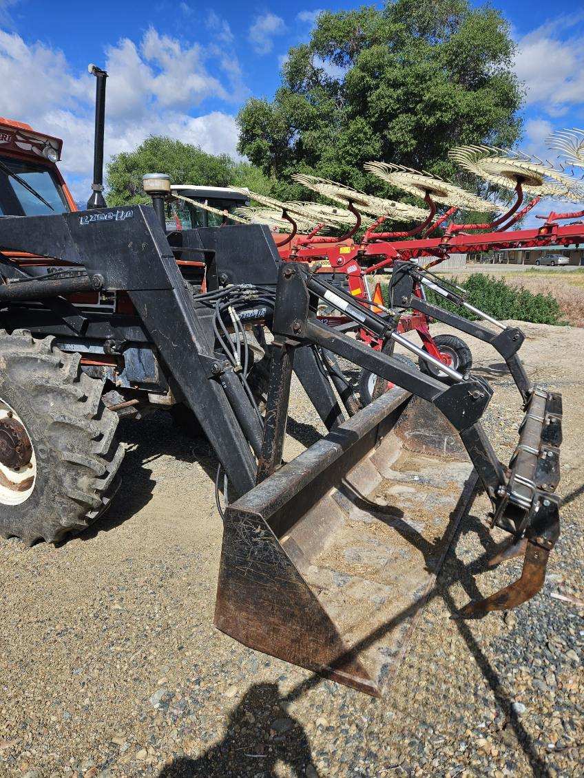 1992 Fiat Hesston 100-90 Tractor