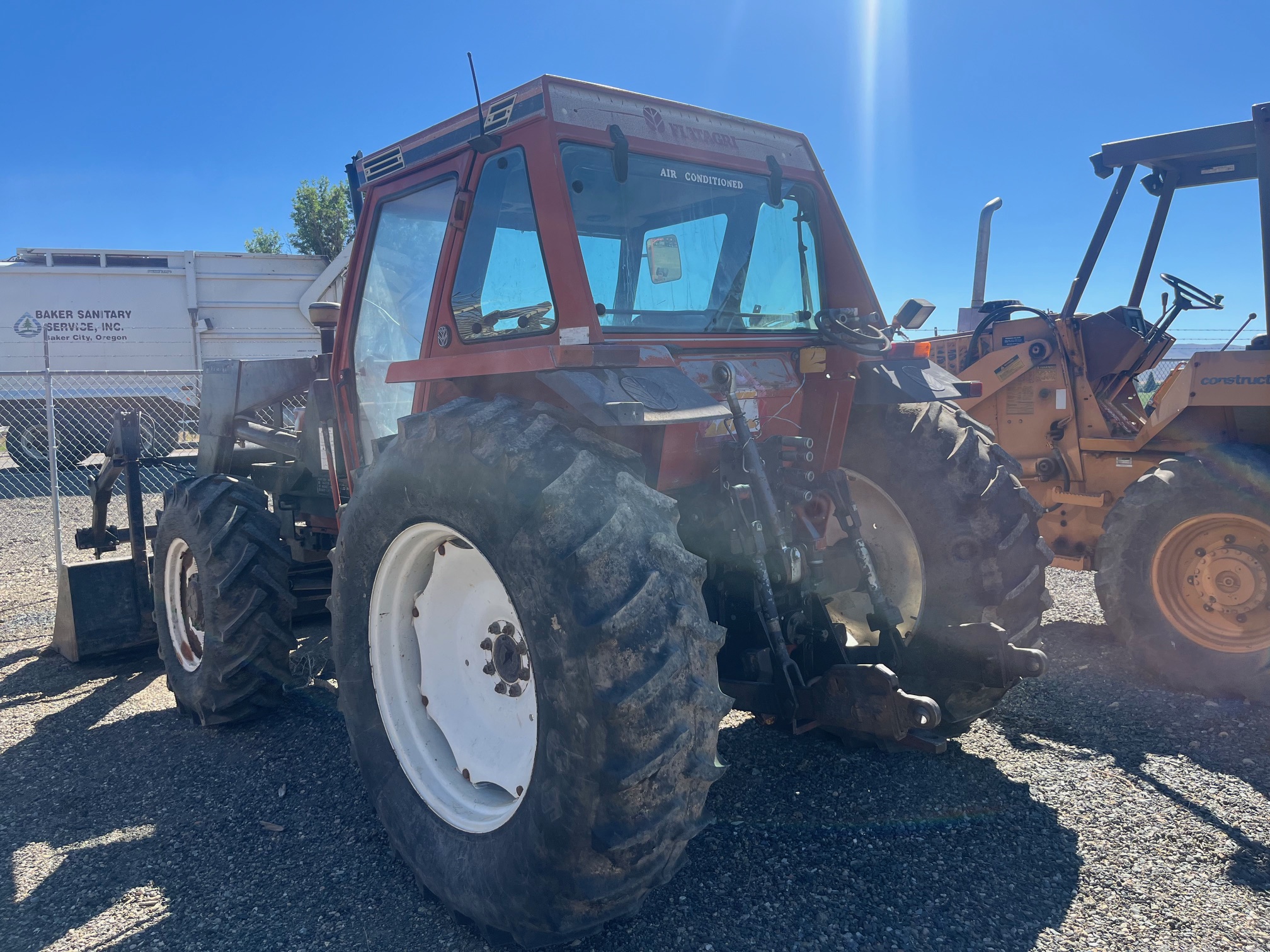 1992 Fiat Hesston 100-90 Tractor