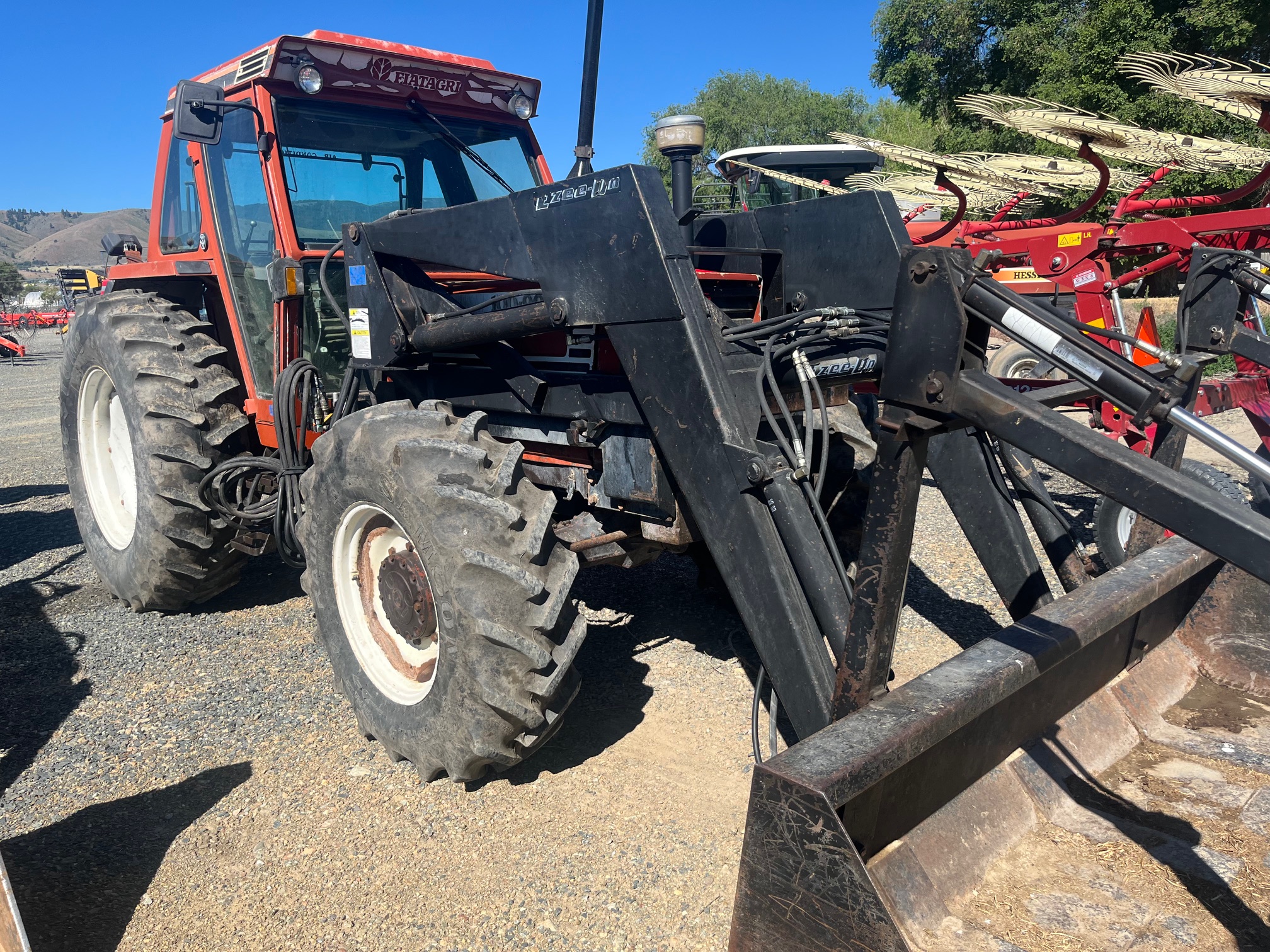 1992 Fiat Hesston 100-90 Tractor