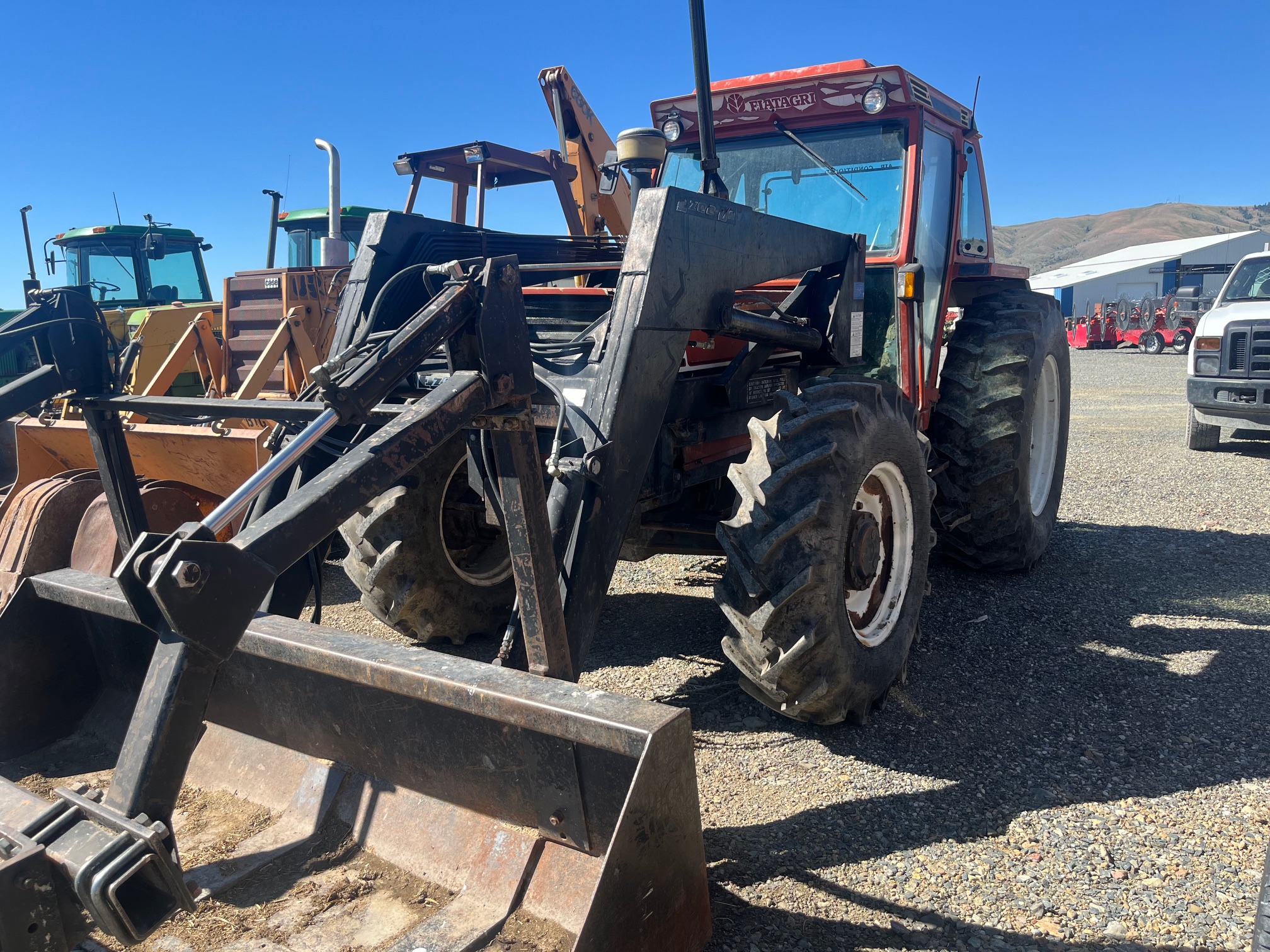 1992 Fiat Hesston 100-90 Tractor