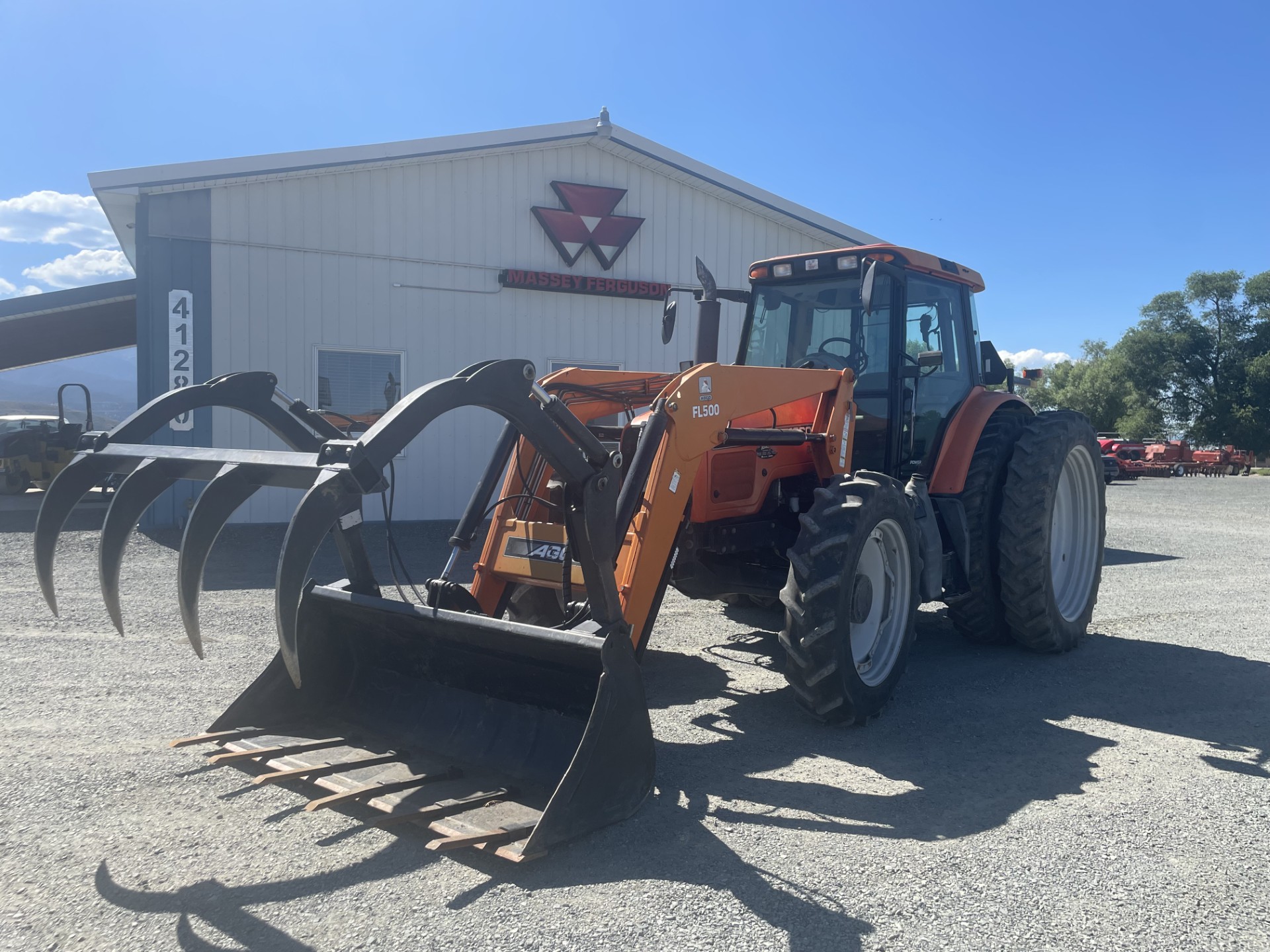 2003 AGCO RT100 Tractor