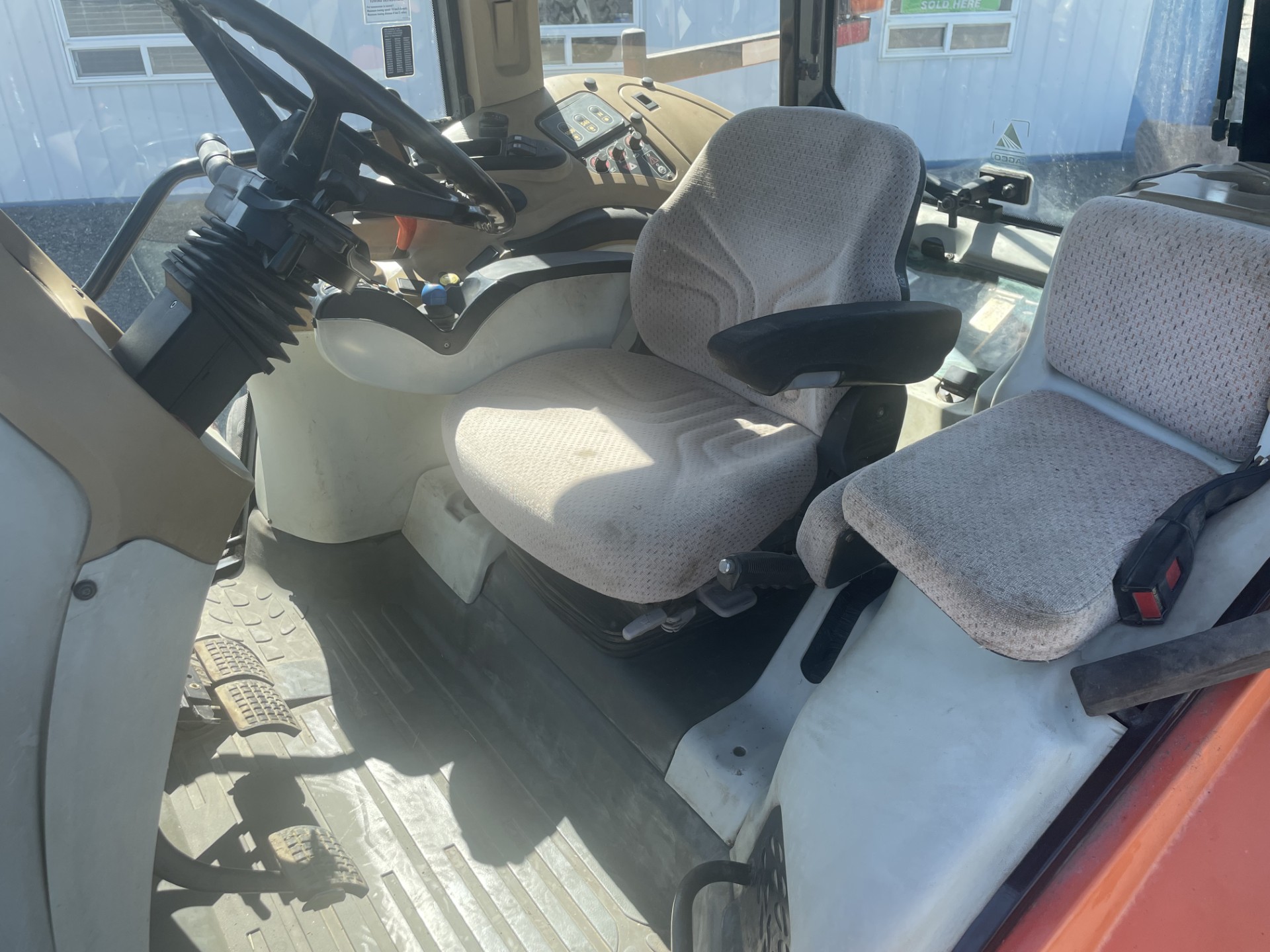 2003 AGCO RT100 Tractor