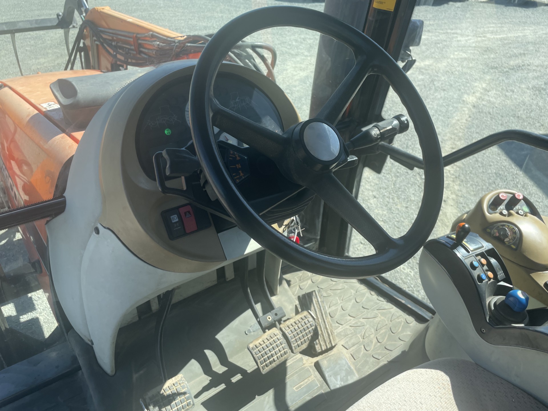 2003 AGCO RT100 Tractor