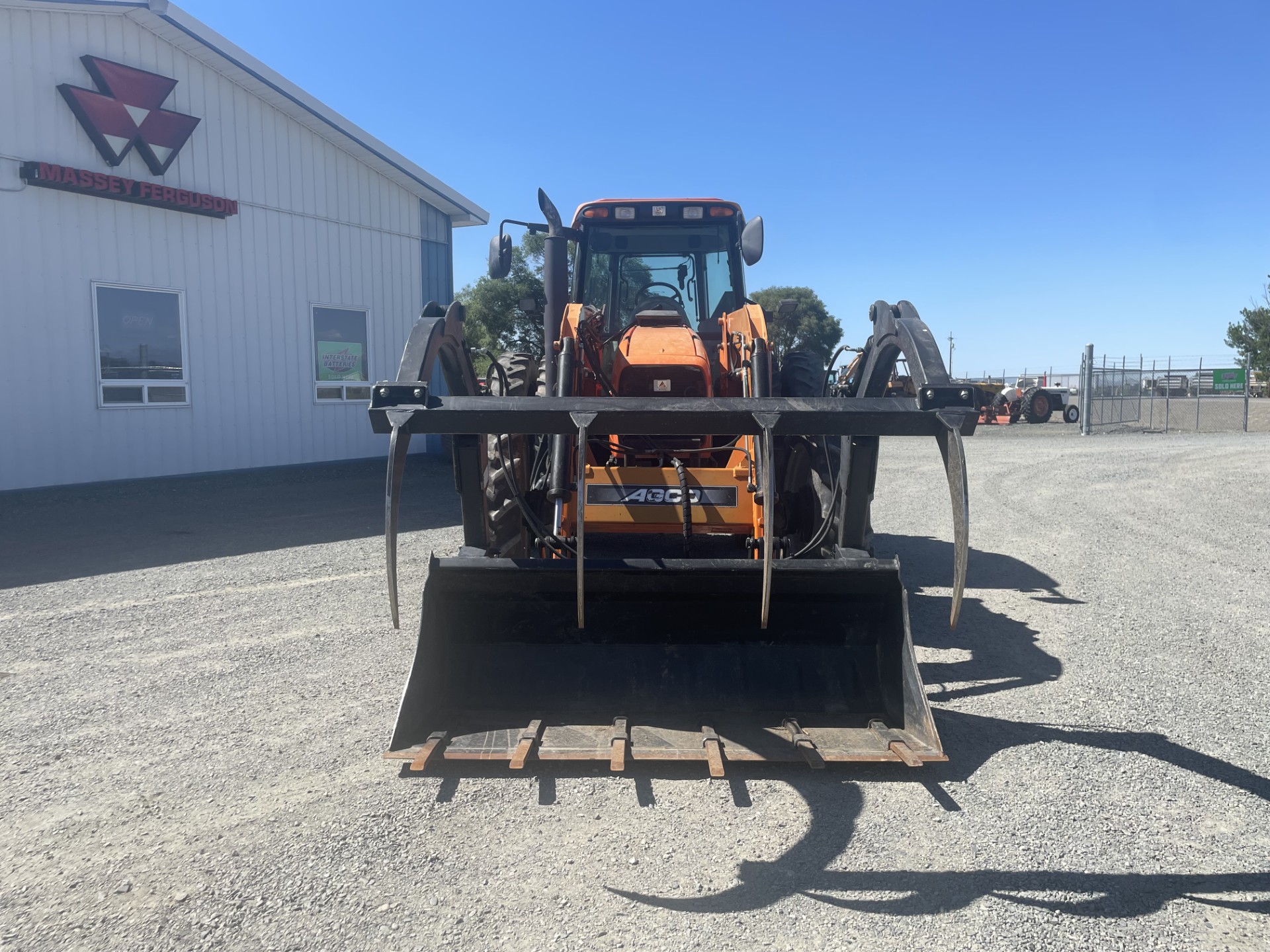 2003 AGCO RT100 Tractor