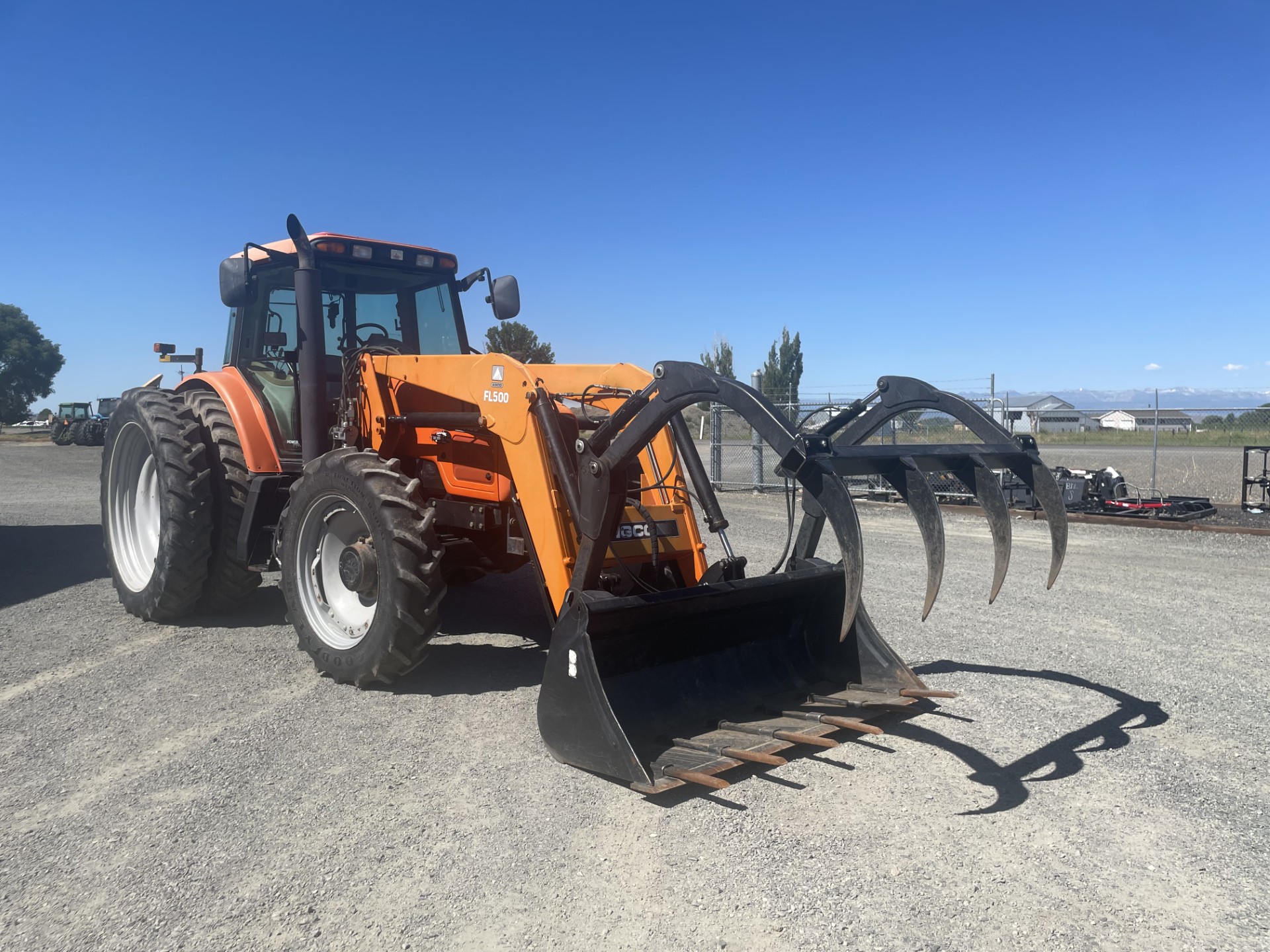 2003 AGCO RT100 Tractor