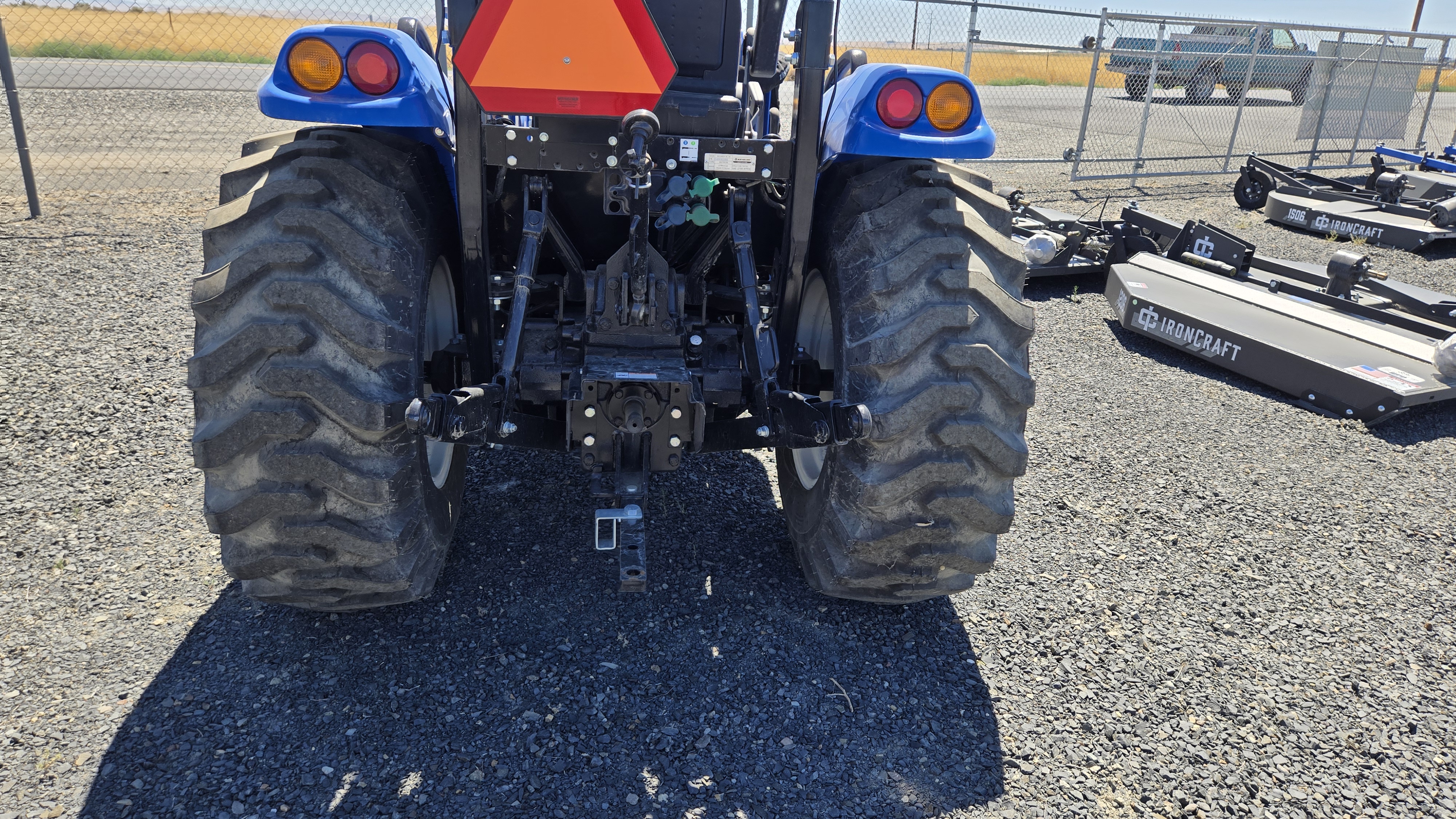 2023 New Holland BOOMER 35 Tractor