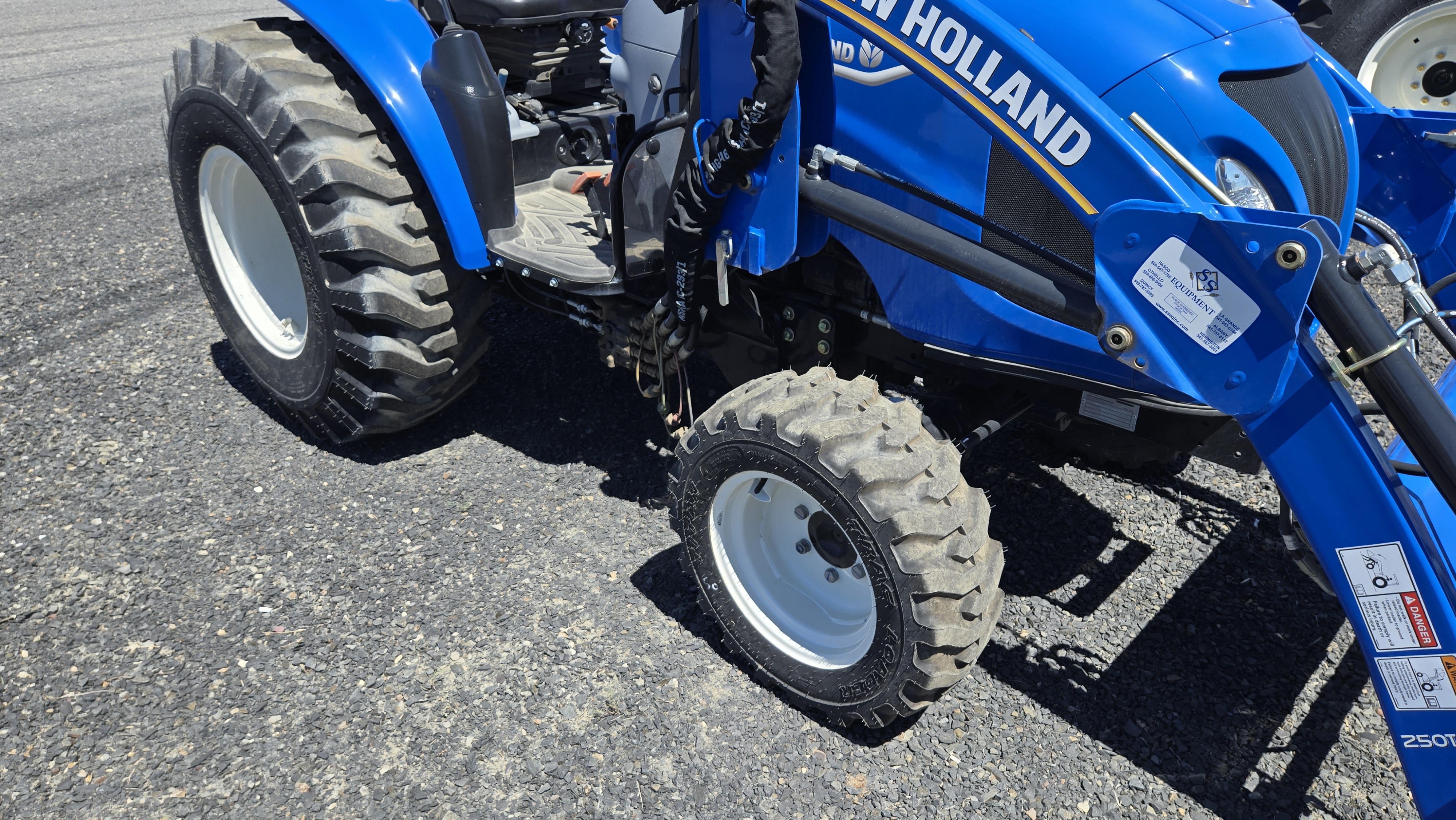 2023 New Holland BOOMER 35 Tractor