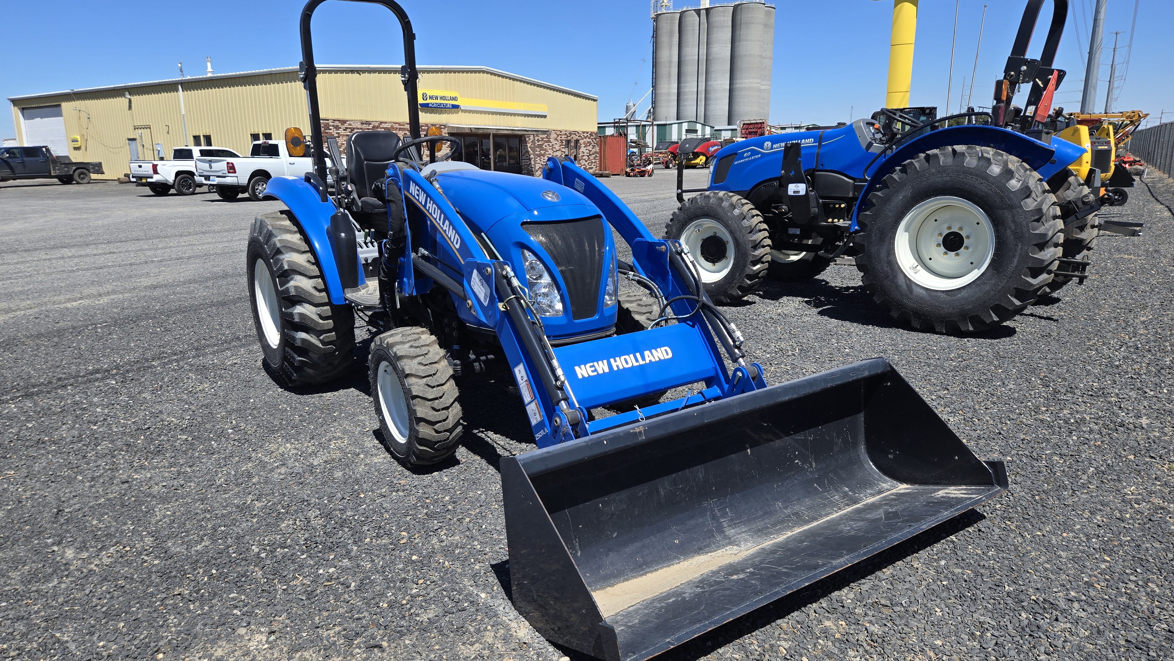 2023 New Holland BOOMER 35 Tractor