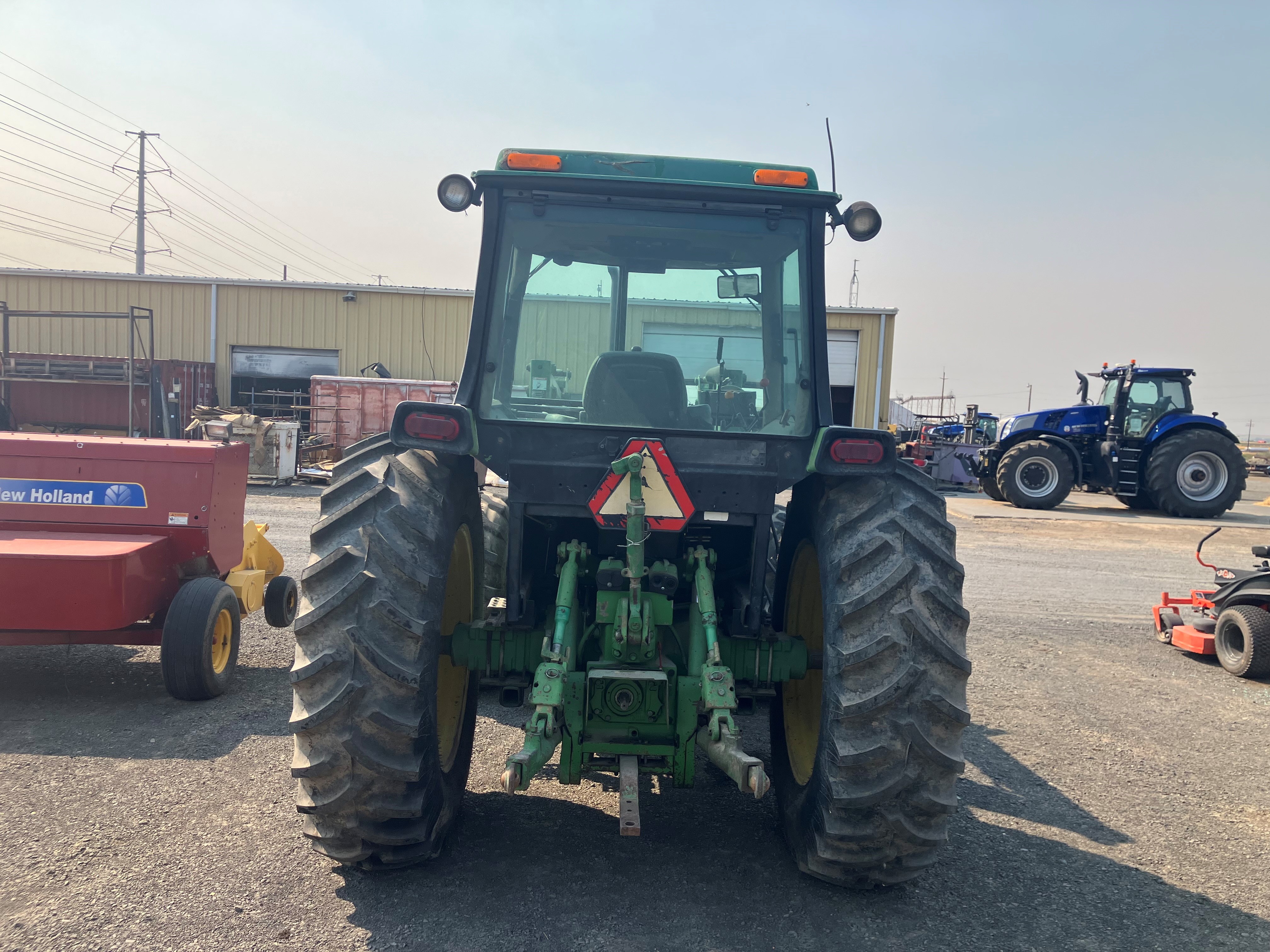 1992 John Deere 3255 Tractor