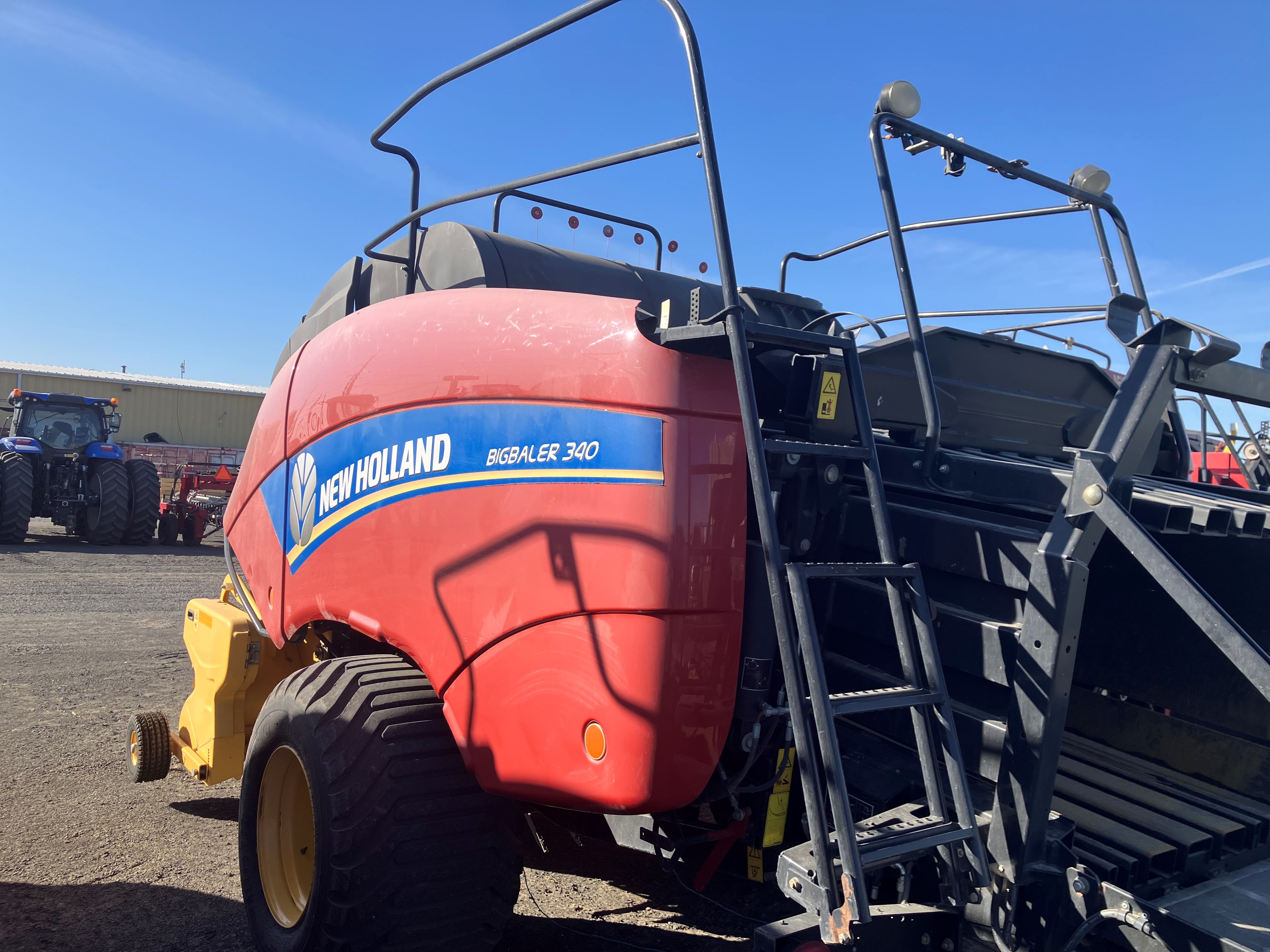 2015 New Holland 340S Baler/Square