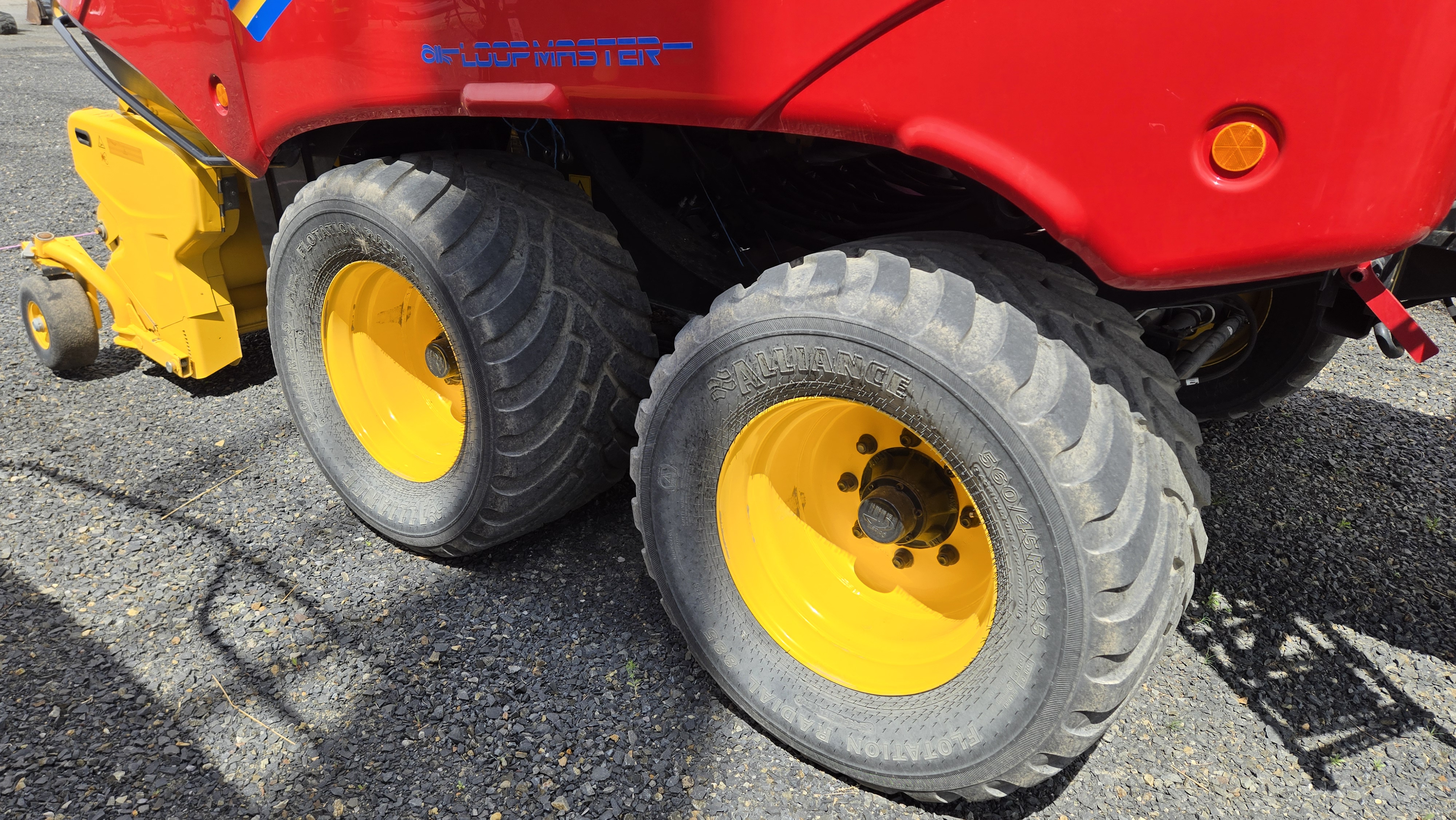 2021 New Holland 340S PLUS Baler/Square