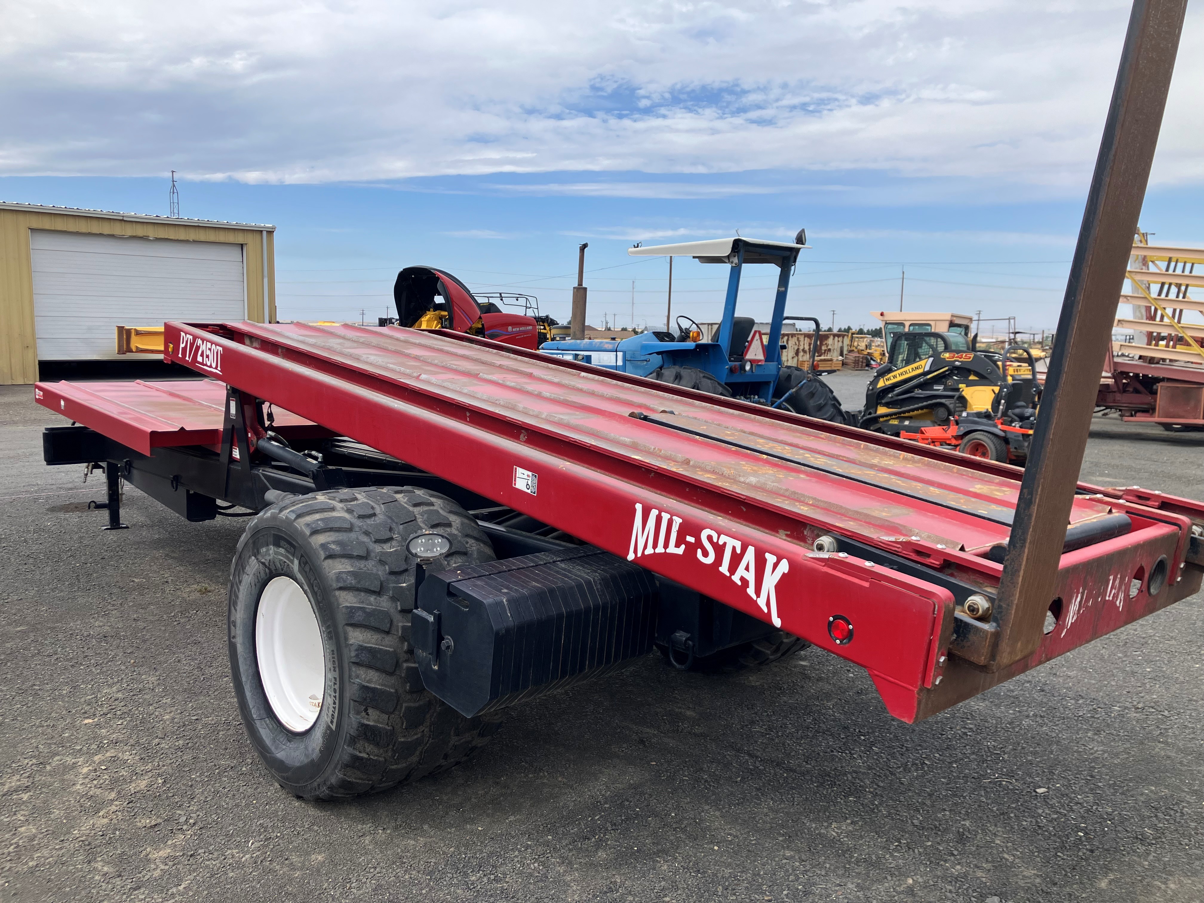 2021 Mil-Stak PT/2150 Bale Stacker