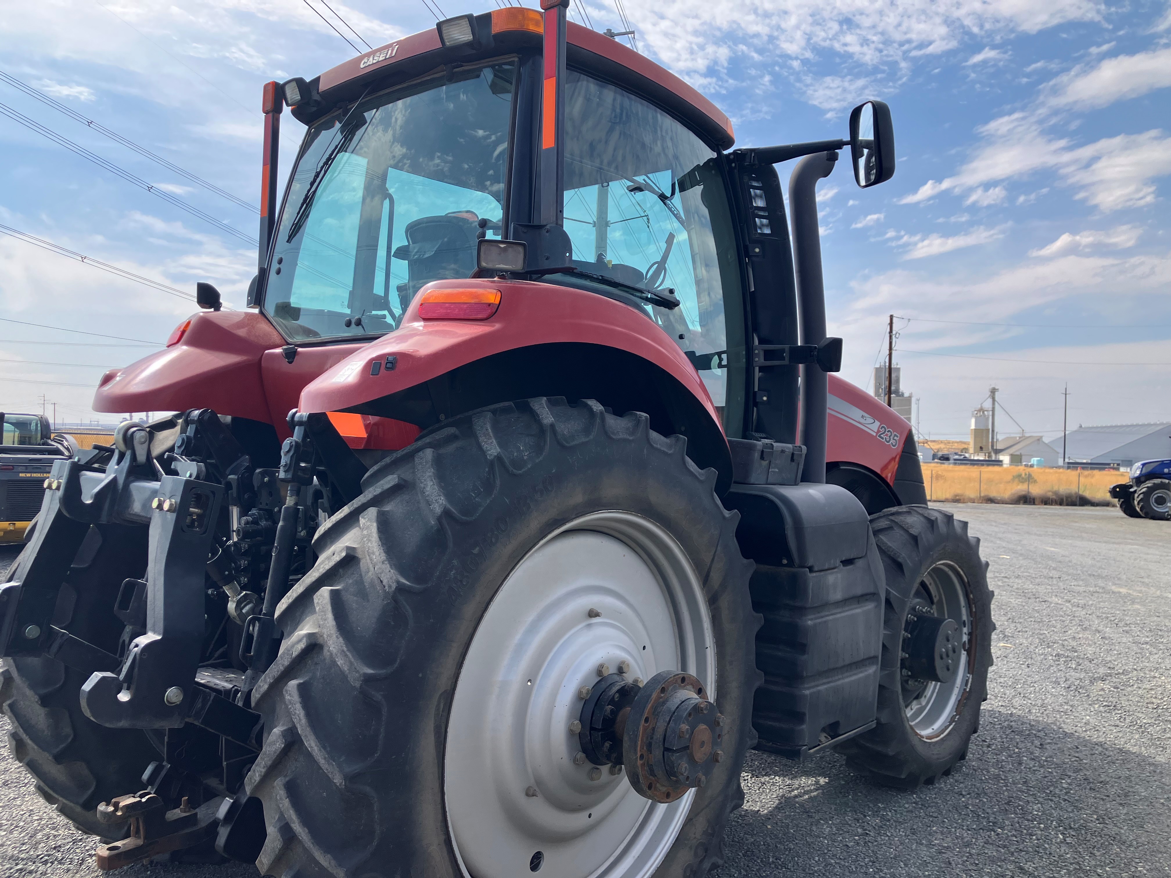2013 Case IH MAGNUM 235 Tractor