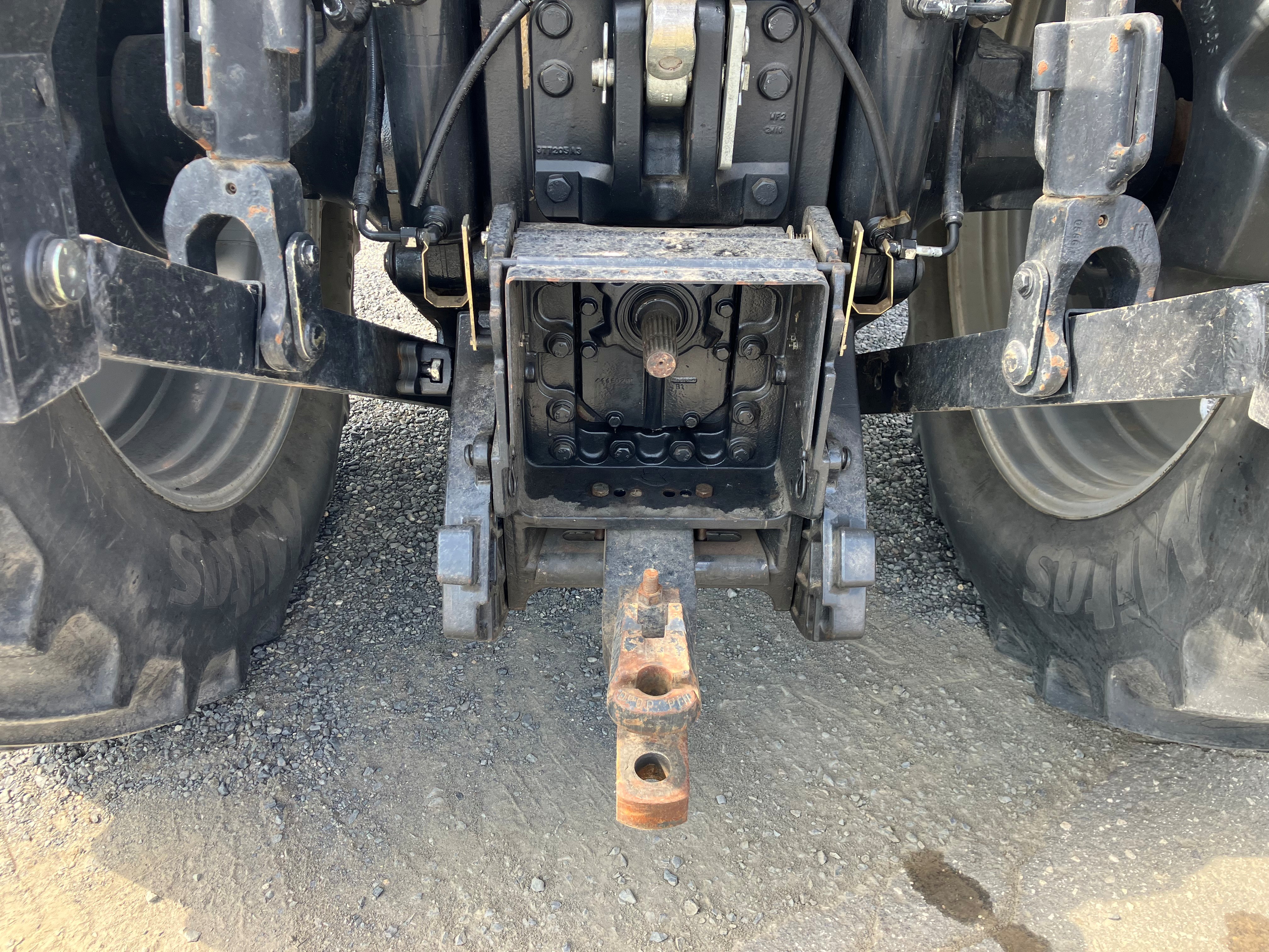 2013 Case IH MAGNUM 235 Tractor