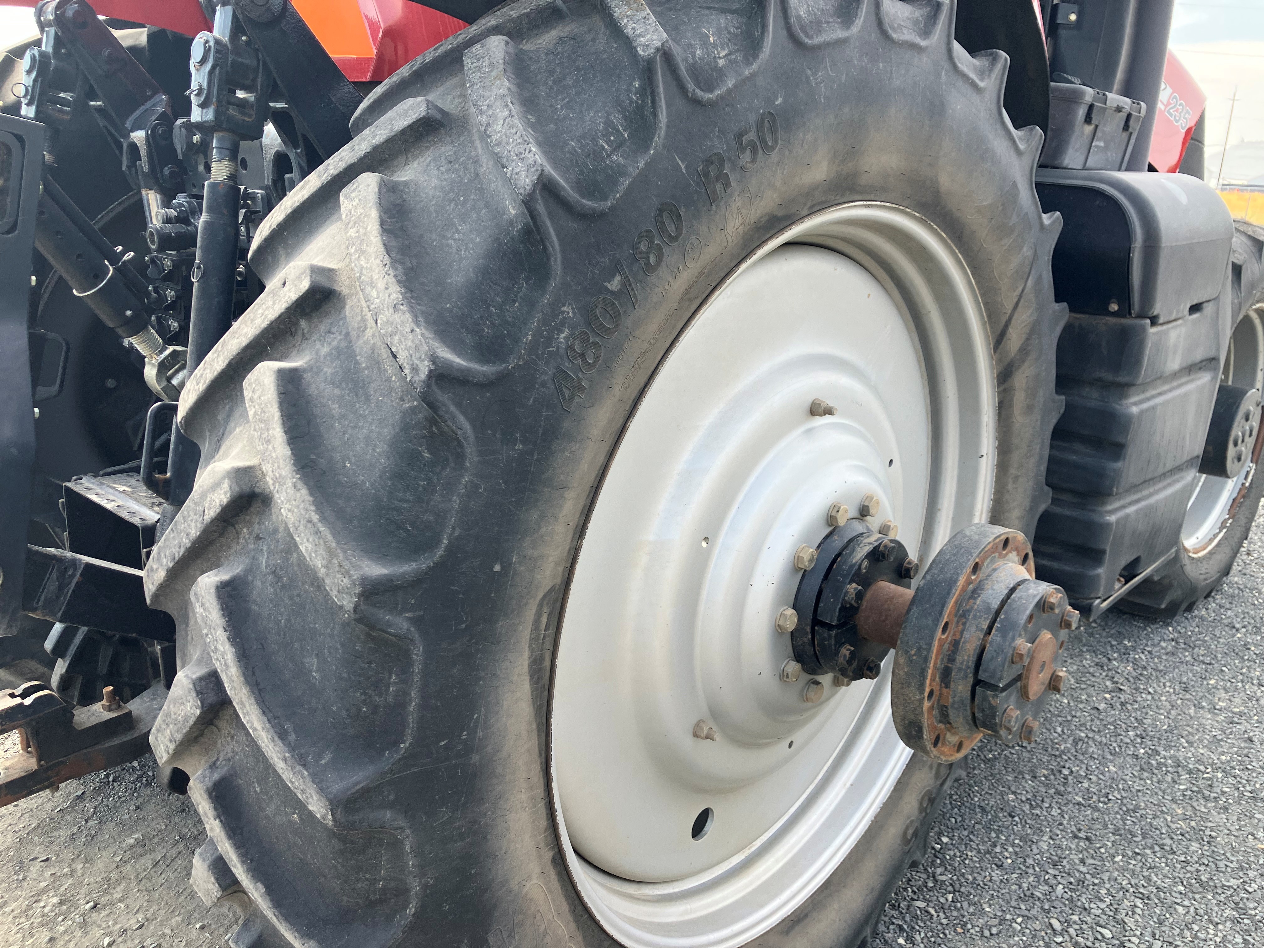 2013 Case IH MAGNUM 235 Tractor