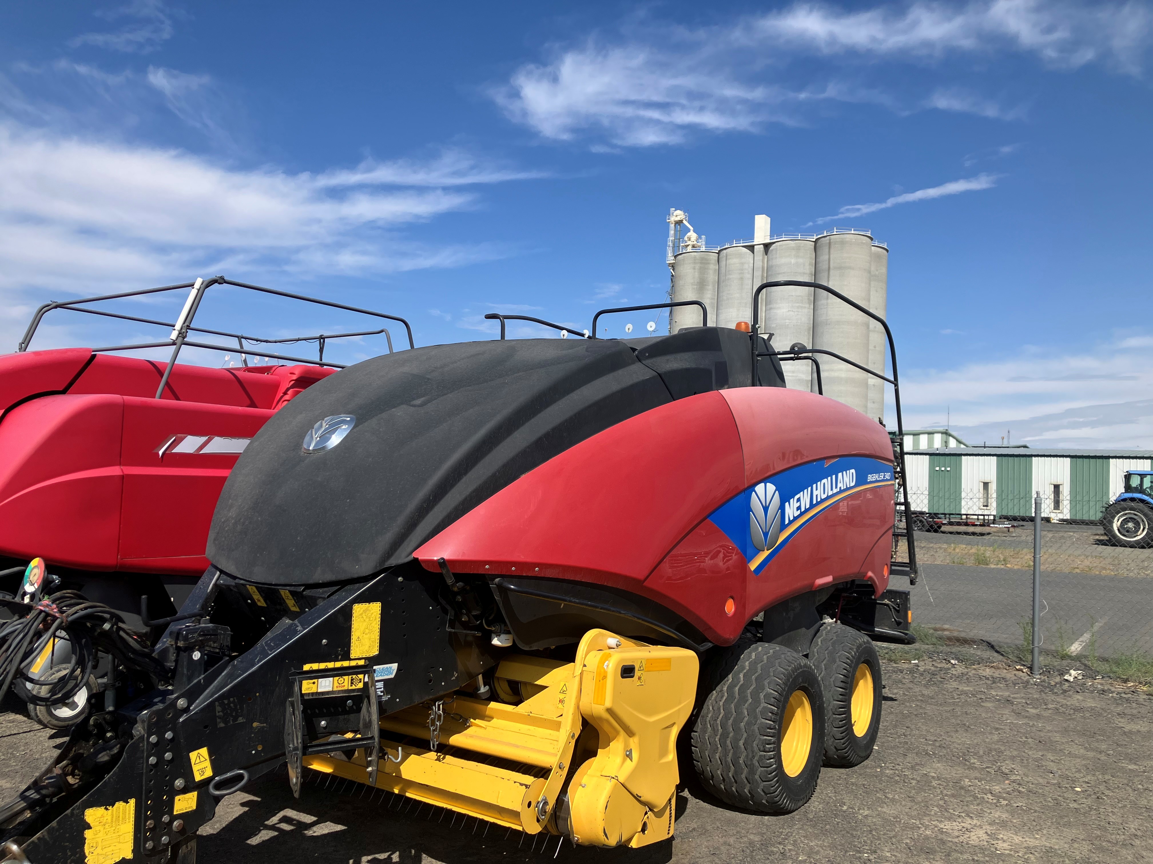 2016 New Holland 340S Baler/Square