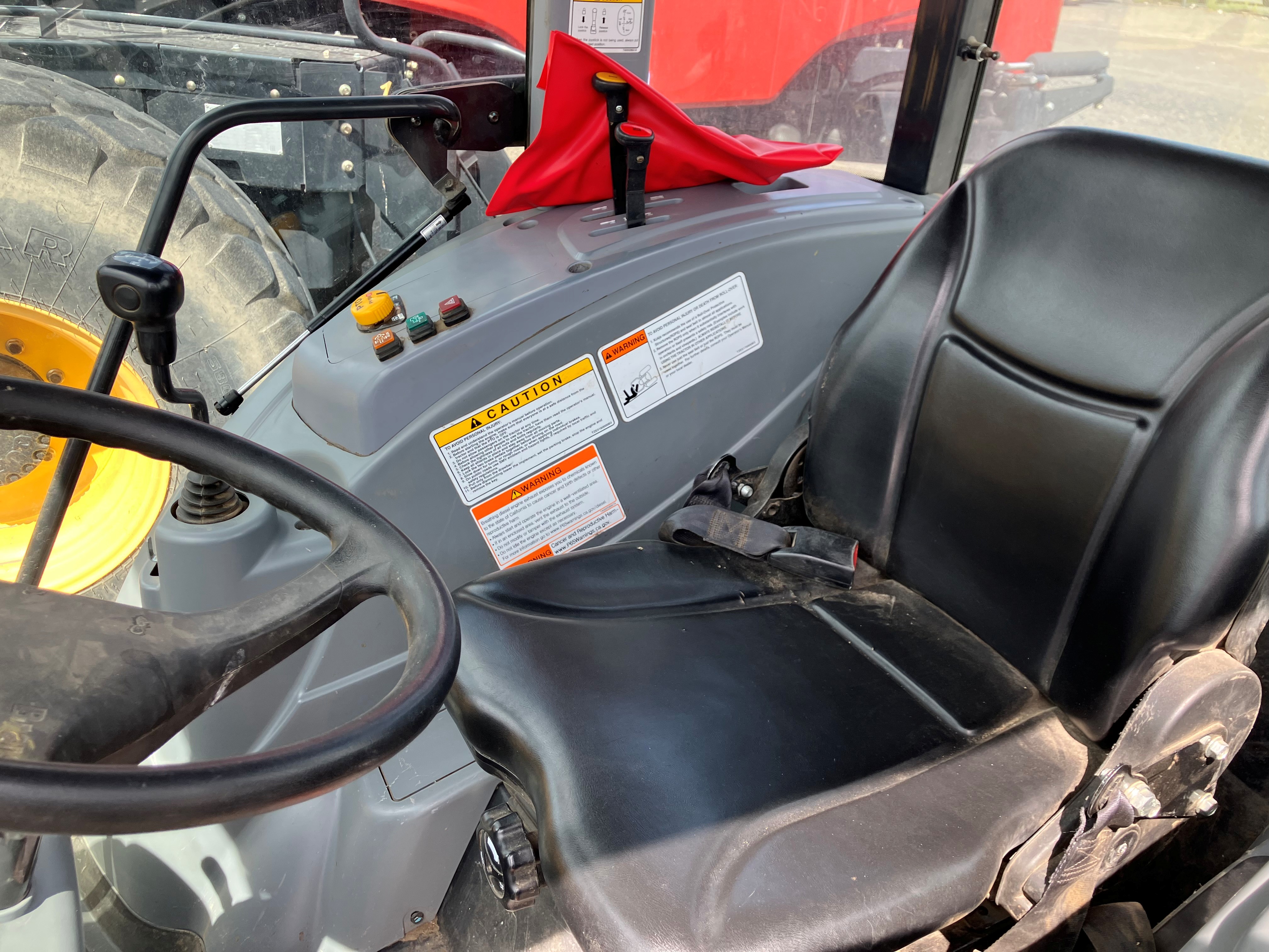 2022 Branson 5520CH Tractor