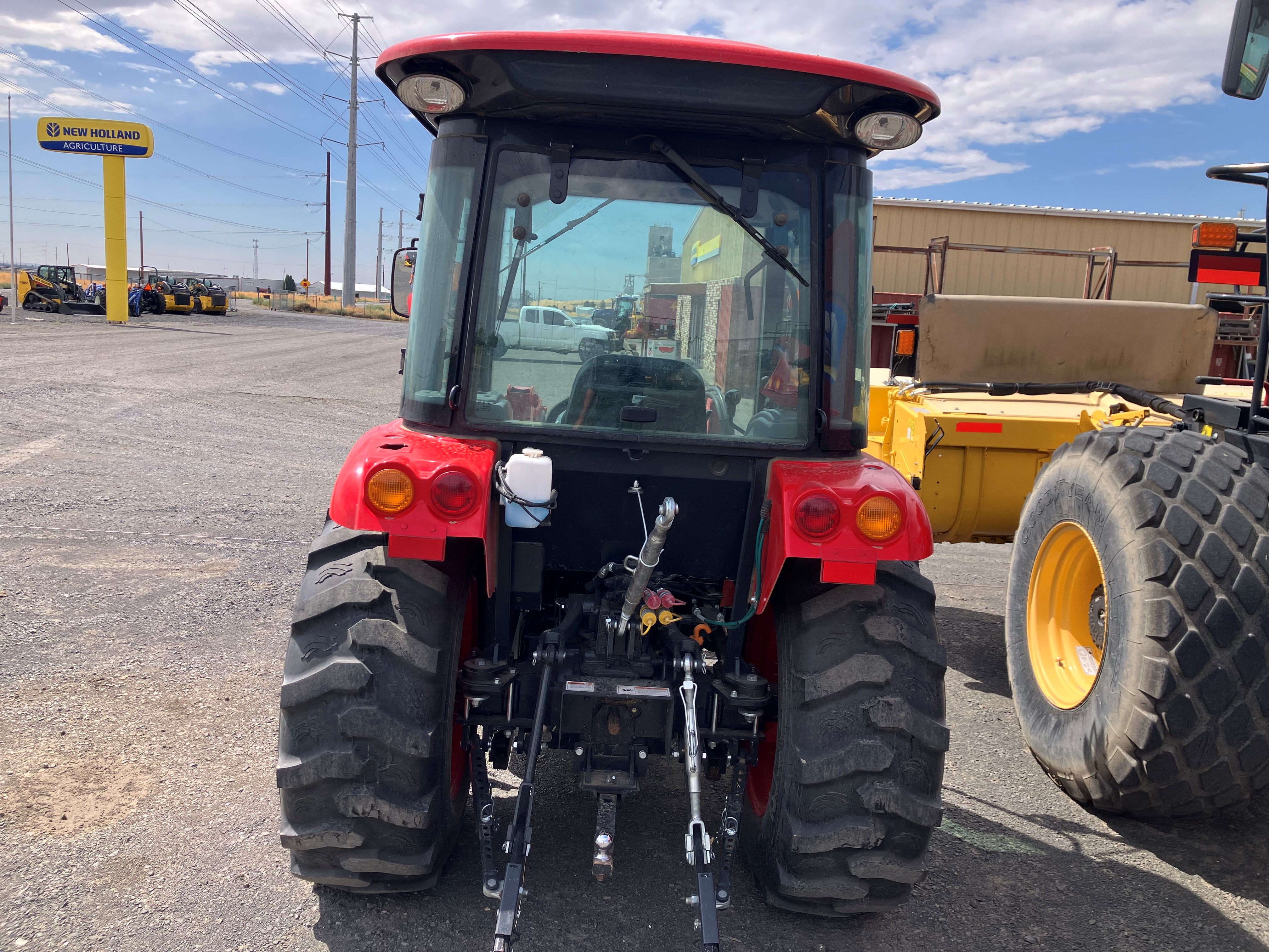 2022 Branson 5520CH Tractor