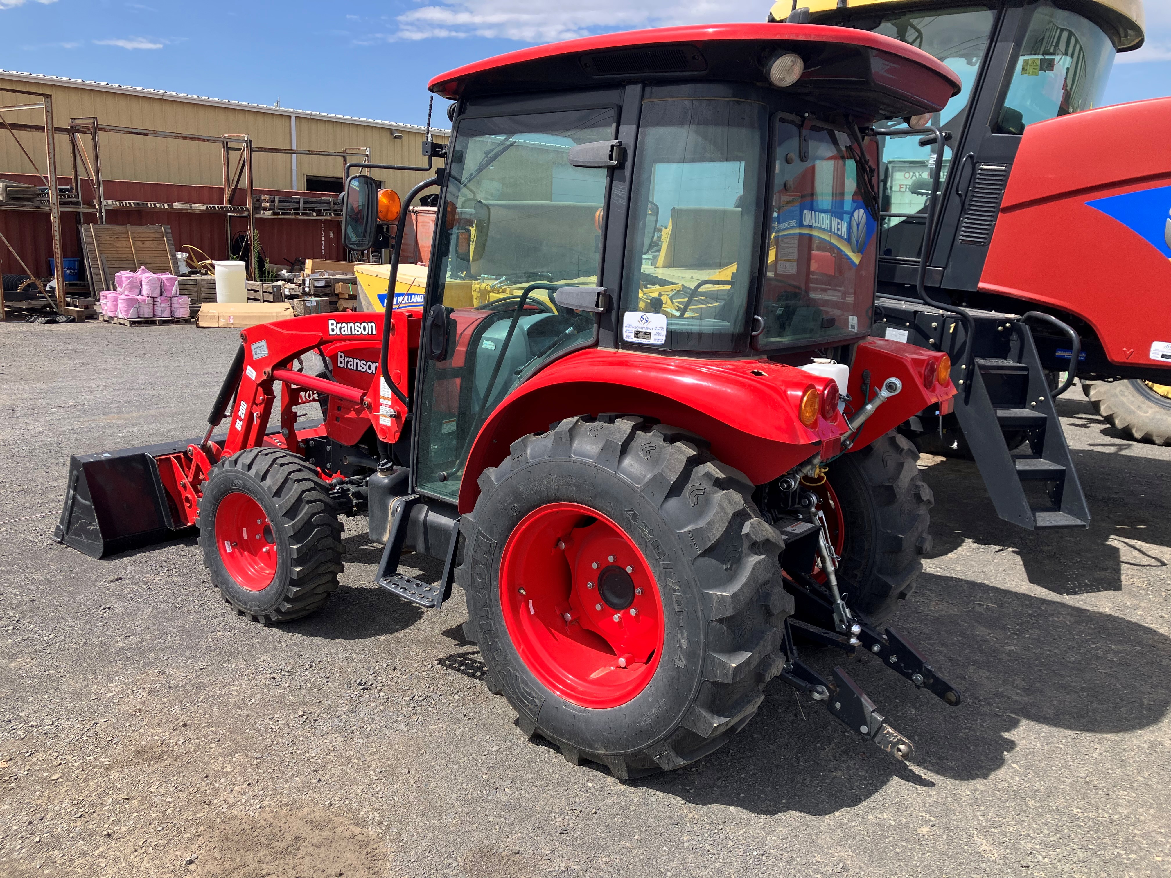 2022 Branson 5520CH Tractor