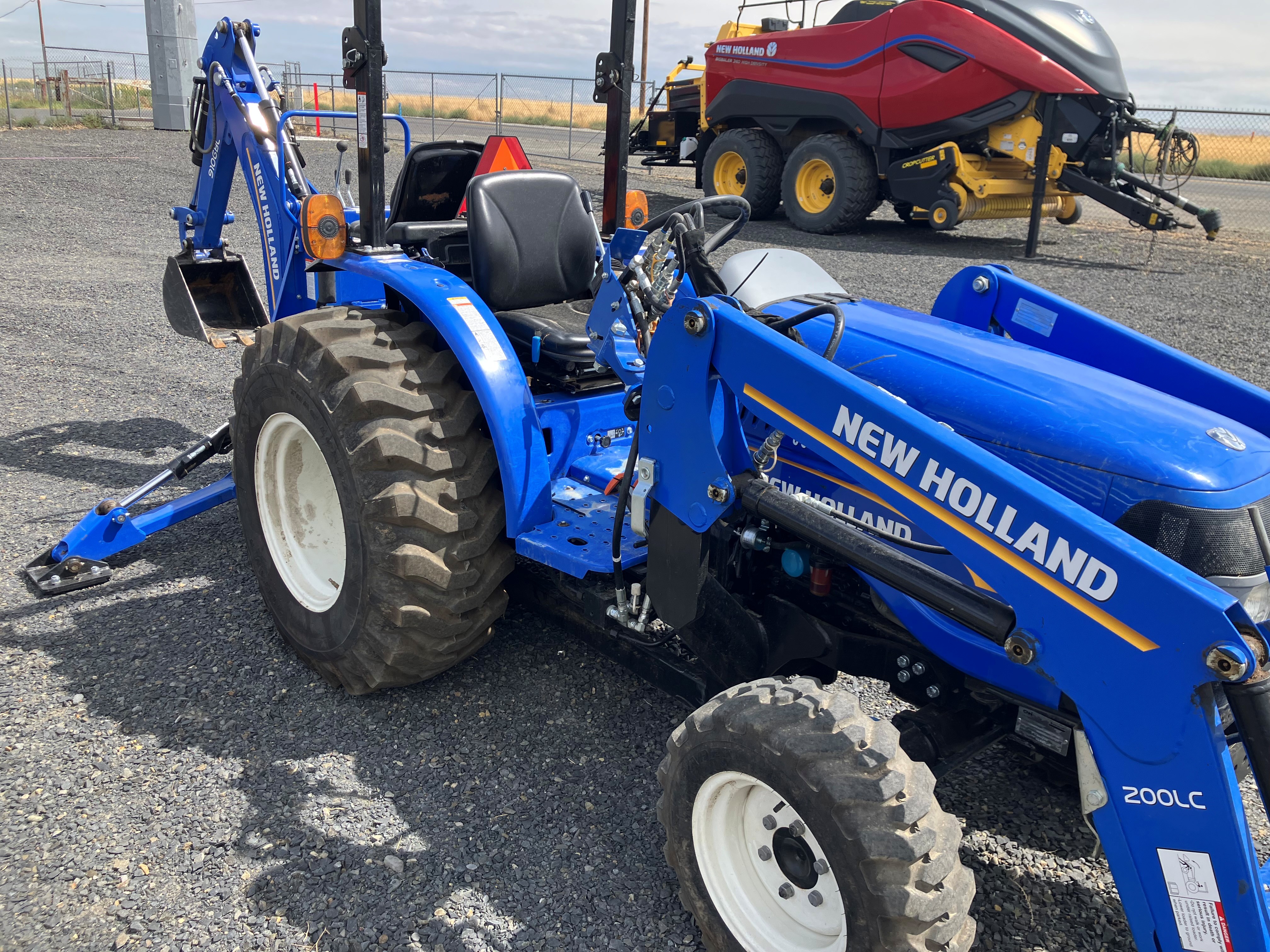 2021 New Holland WORKMASTER 25 Tractor