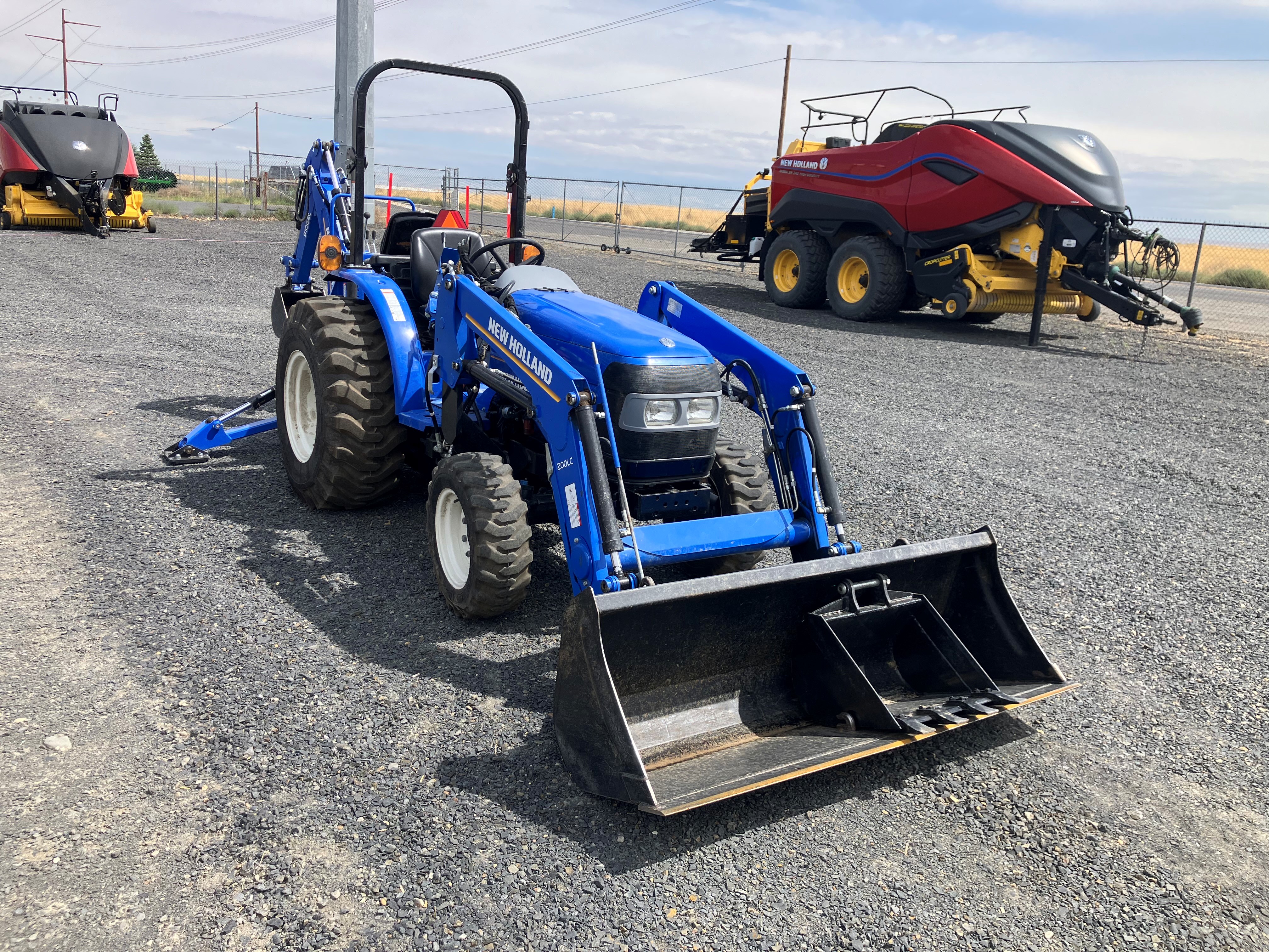 2021 New Holland WORKMASTER 25 Tractor