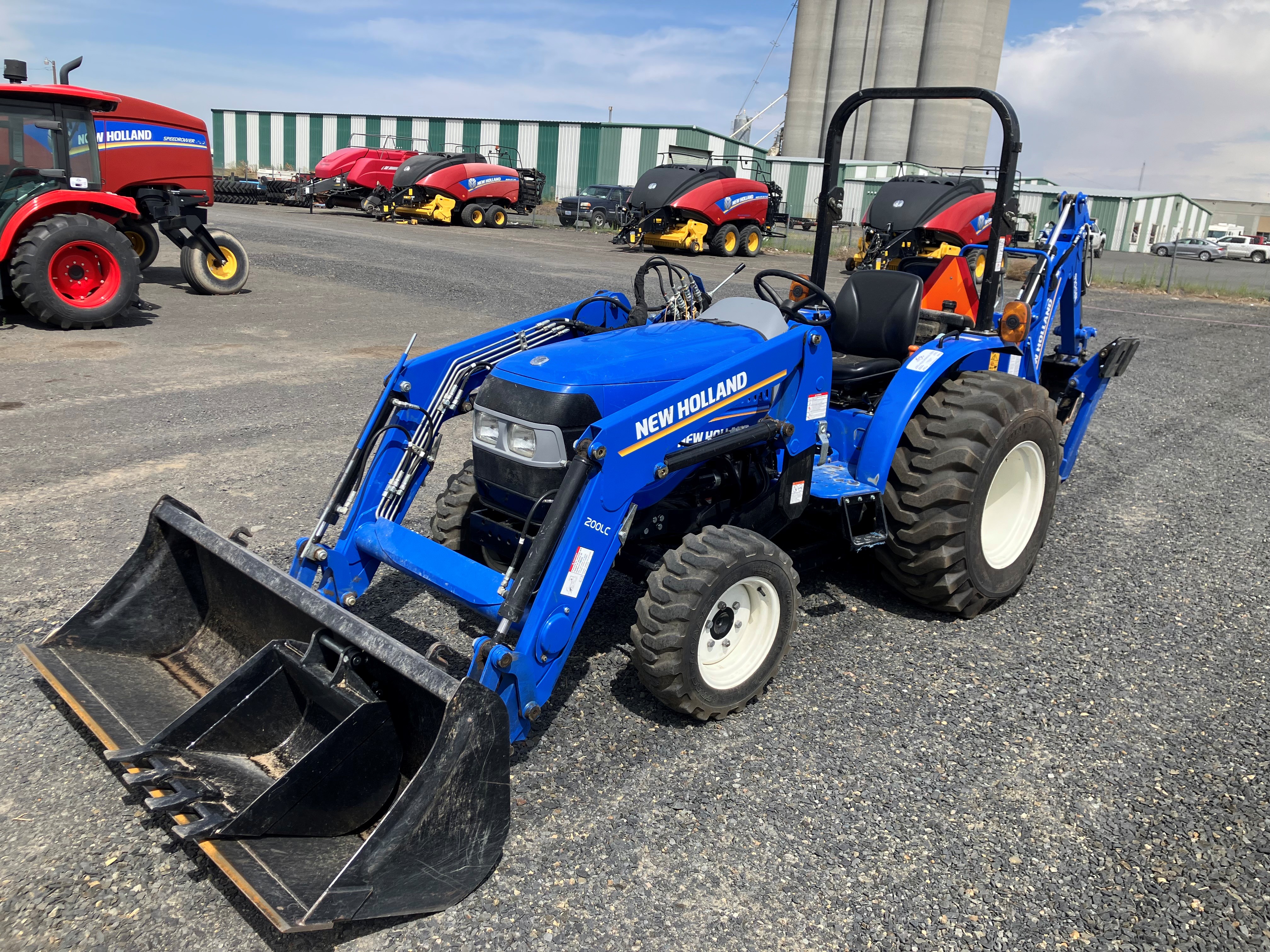 2021 New Holland WORKMASTER 25 Tractor