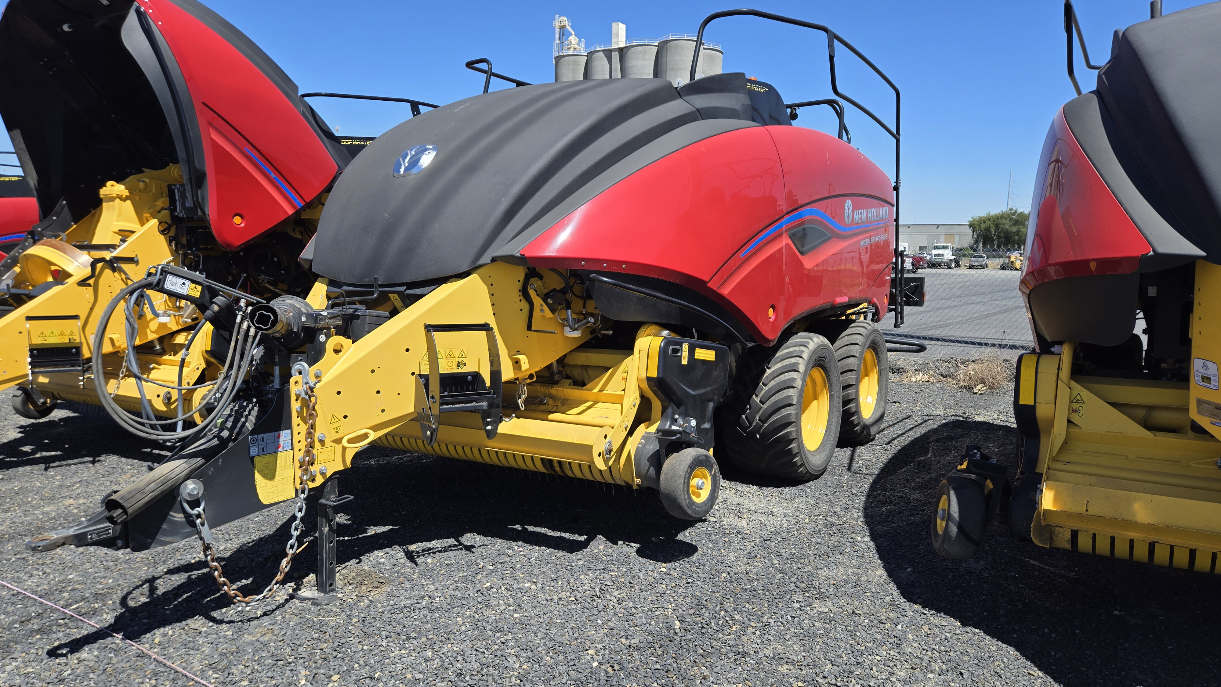 2023 New Holland 340S PLUS Baler/Square