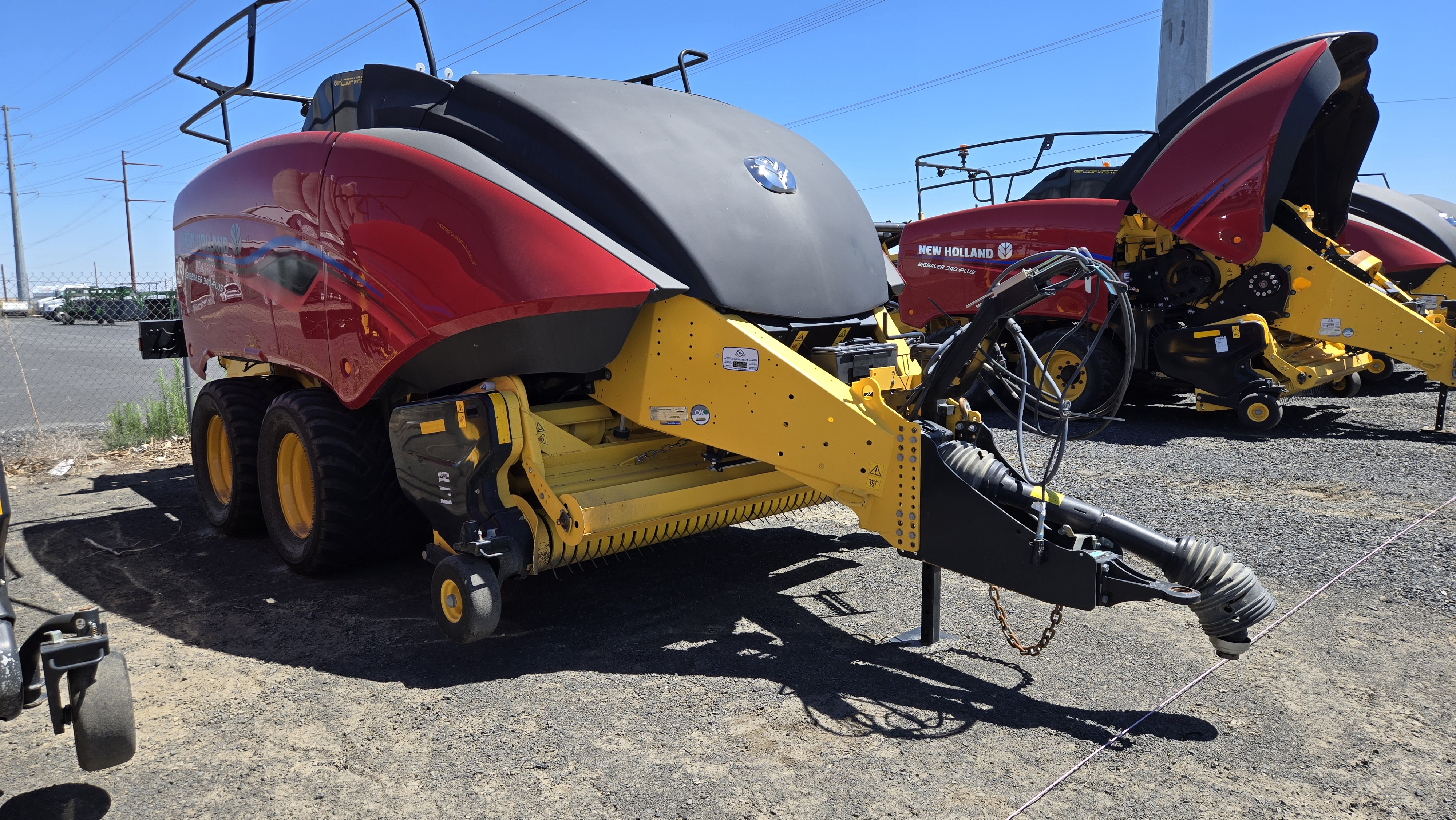 2023 New Holland 340S PLUS Baler/Square