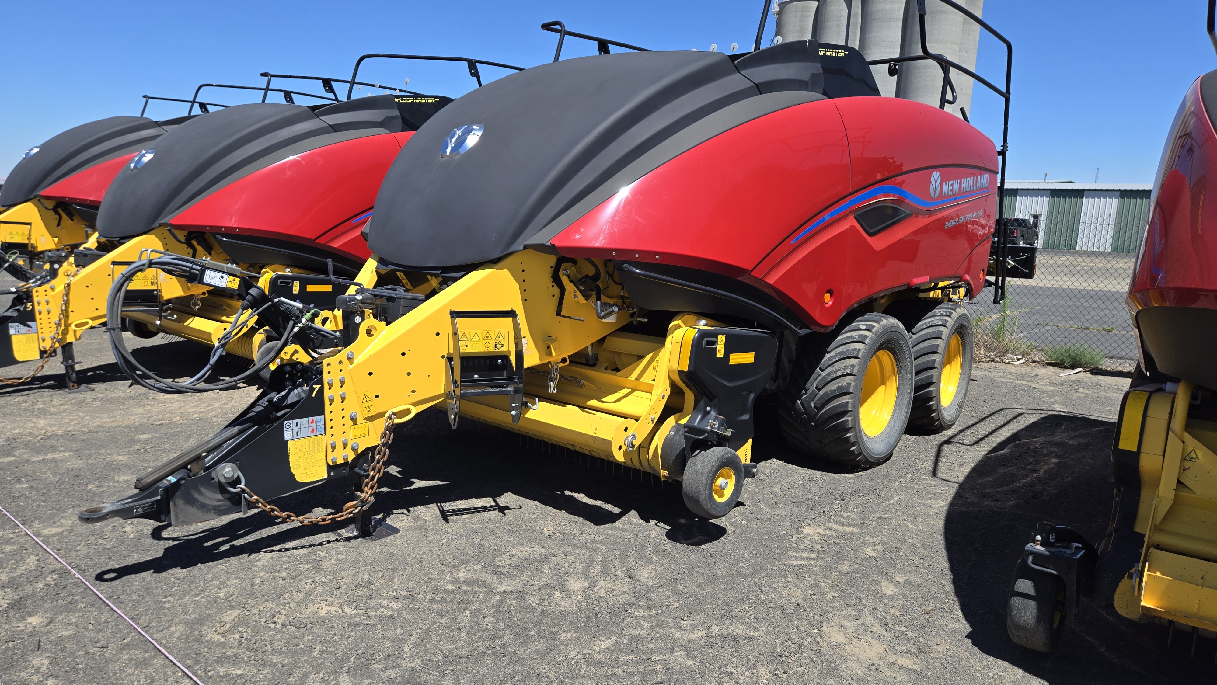 2022 New Holland 340S PLUS Baler/Square