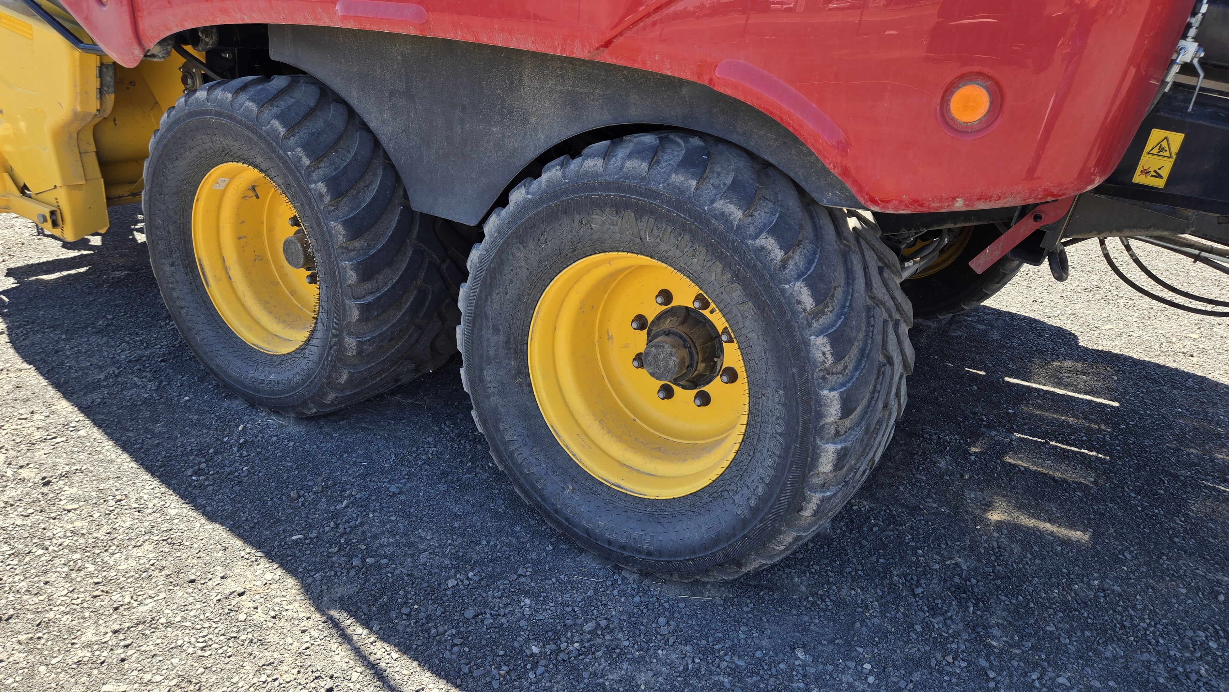 2021 New Holland 340S PLUS Baler/Square