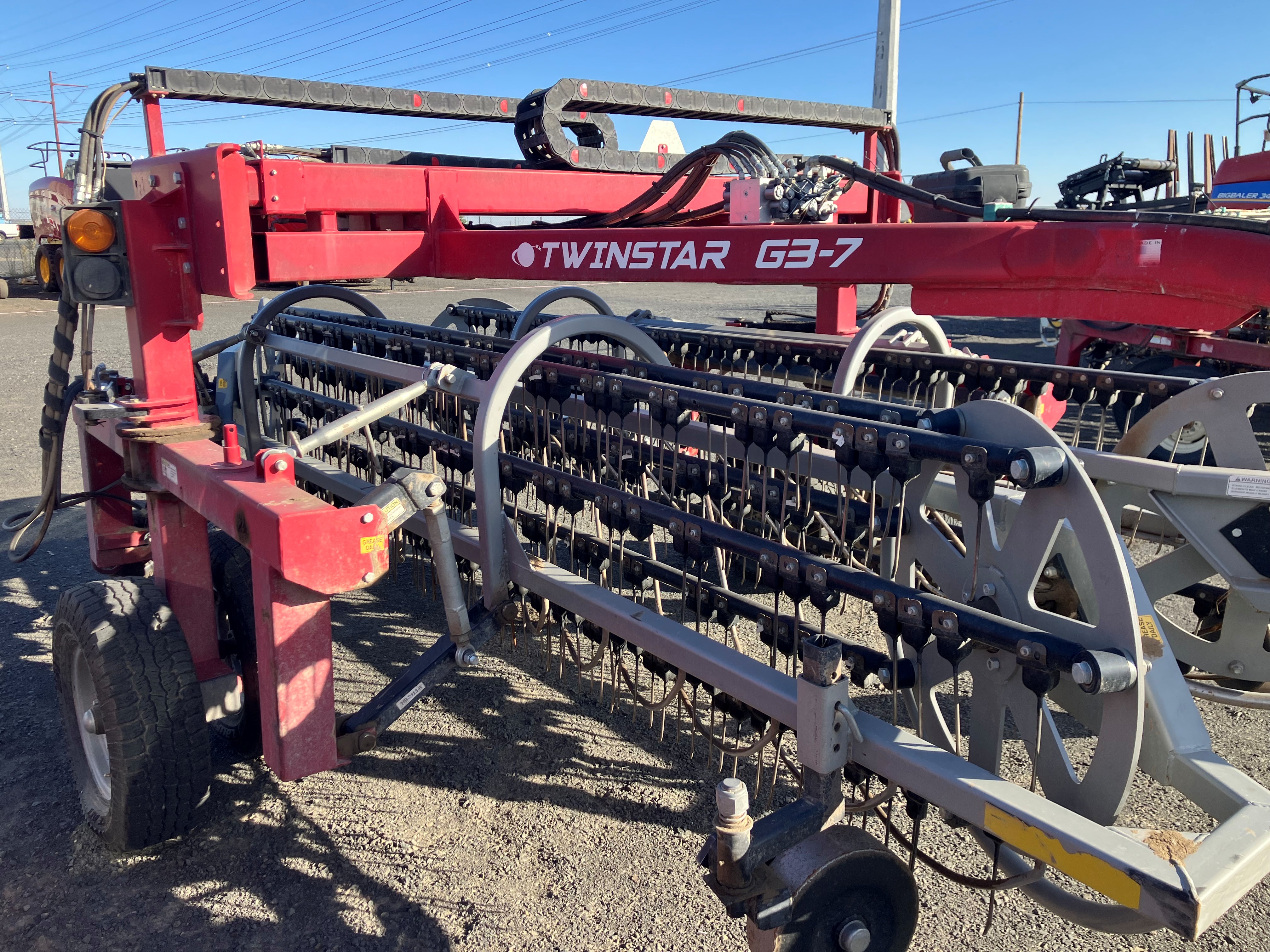 2018 TwinStar 2030G3-7 Rake