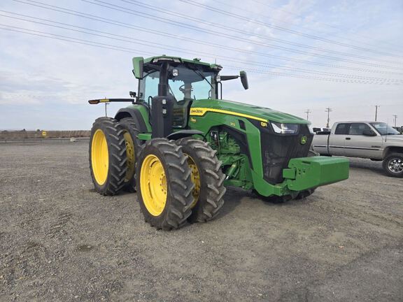 2023 John Deere 8R 370 Tractor