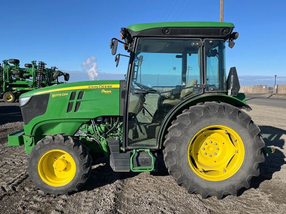 2022 John Deere 5075GN Tractor