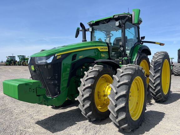 2023 John Deere 8R 340 Tractor