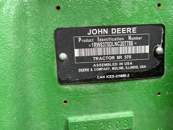 2022 John Deere 8R 370 Tractor