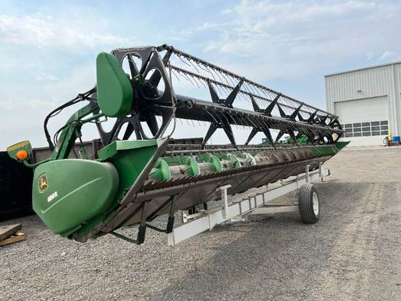 2011 John Deere 630R Header Combine