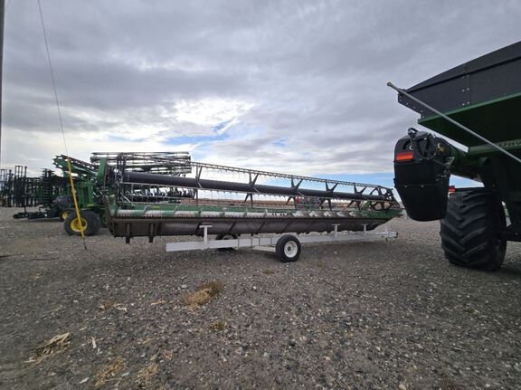 2011 John Deere 630R Header Combine